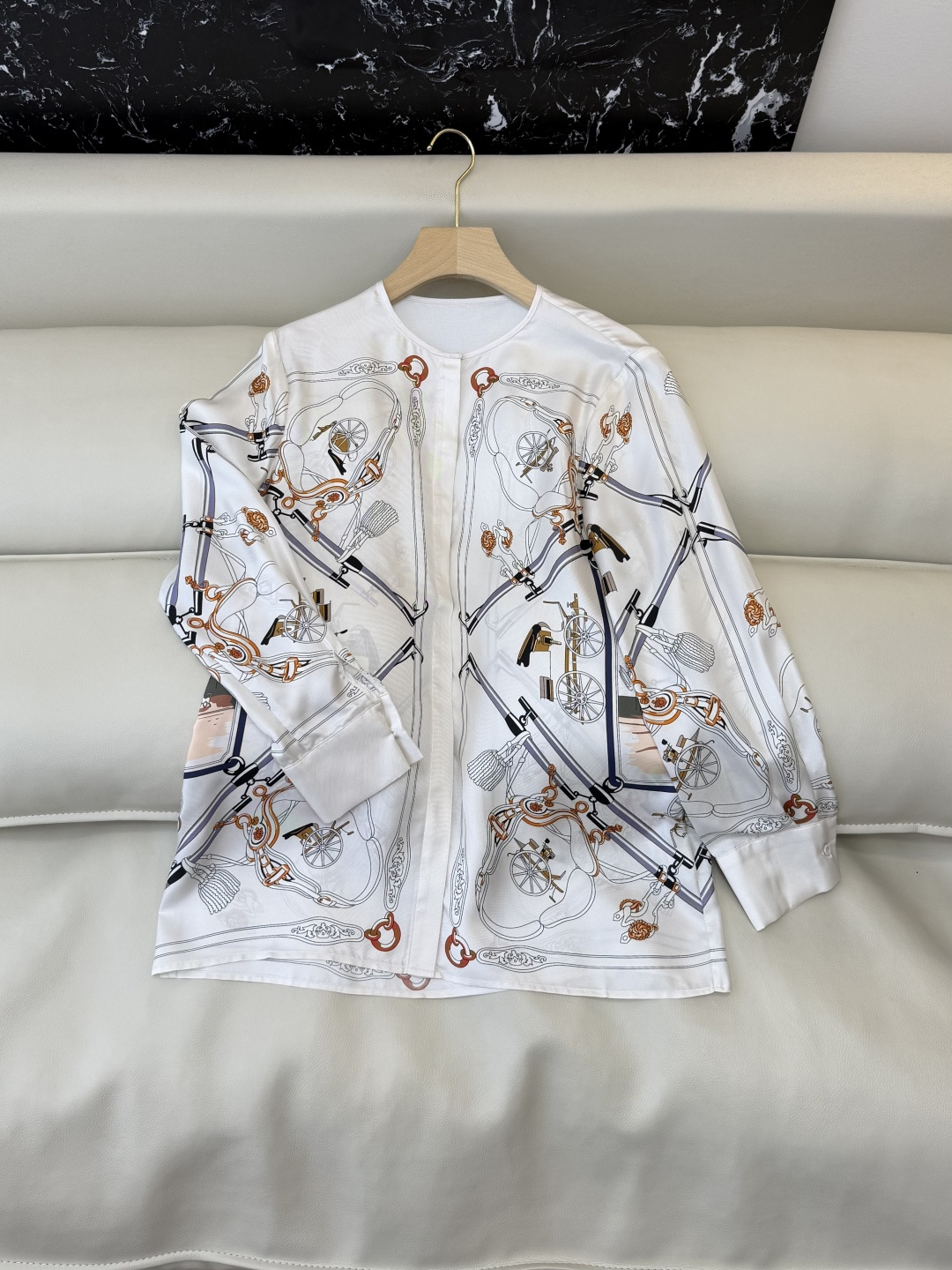 BS1162#新款衬衫。H 爱马仕 顶级版 100% 真丝 长袖衬衫 36/38/40/42