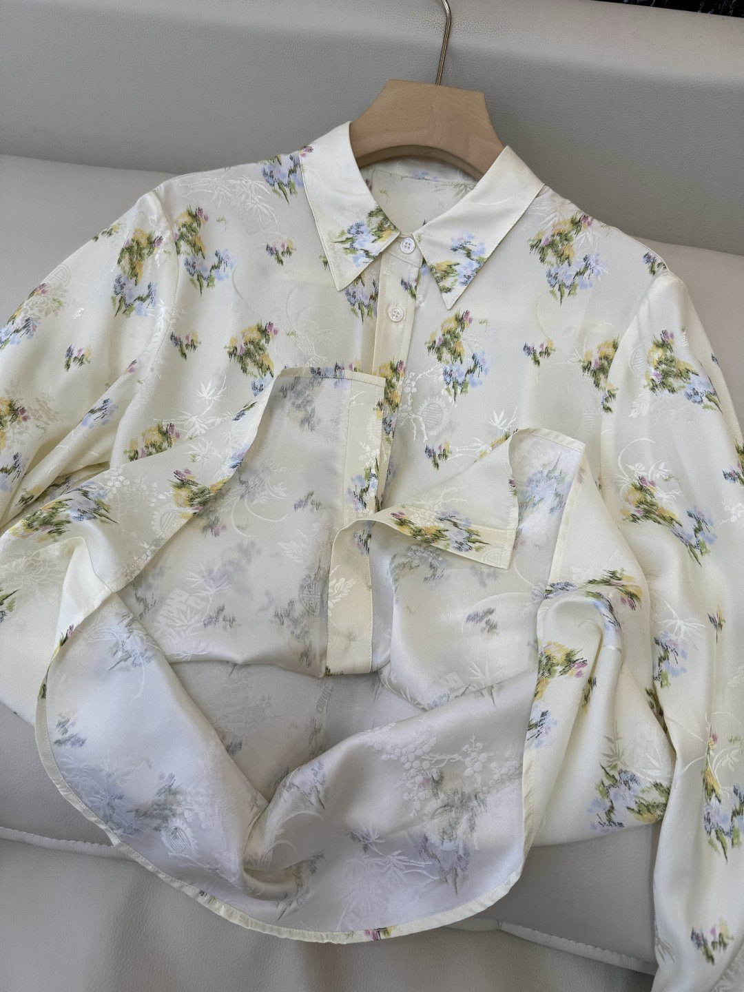 BS1143#新款衬衫。Dior 顶级版 100% 真丝 长袖衬衫 36/38/40/42