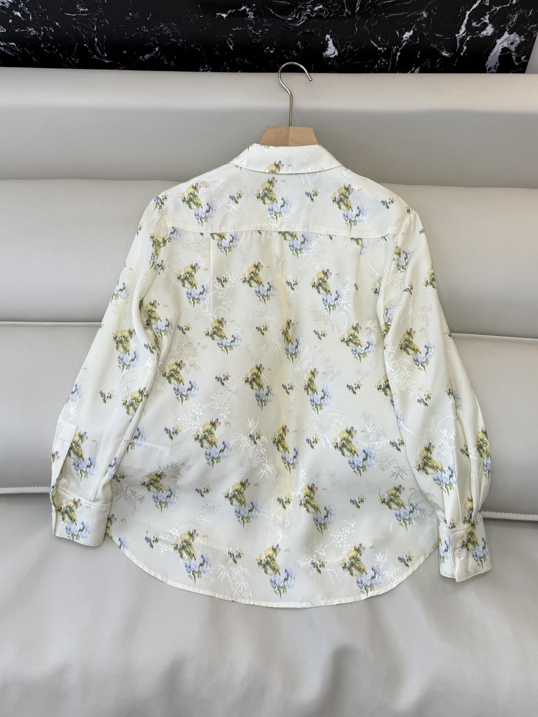 BS1143#新款衬衫。Dior 顶级版 100% 真丝 长袖衬衫 36/38/40/42