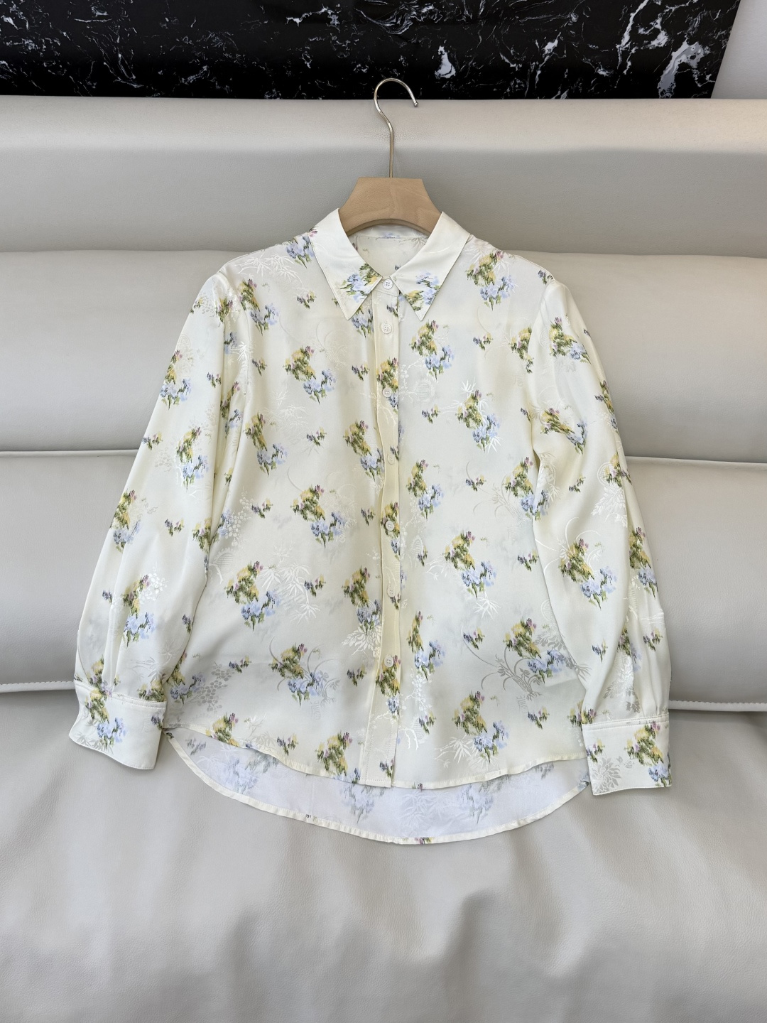 BS1143#新款衬衫。Dior 顶级版 100% 真丝 长袖衬衫 36/38/40/42