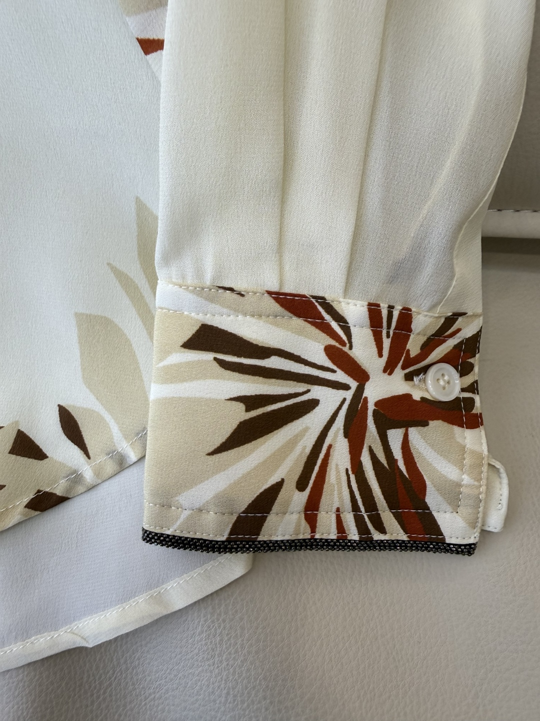 BS1141#新款衬衫。BC 顶级版 100% 真丝印花 长袖衬衫 咖色 米色 36/38/40/42