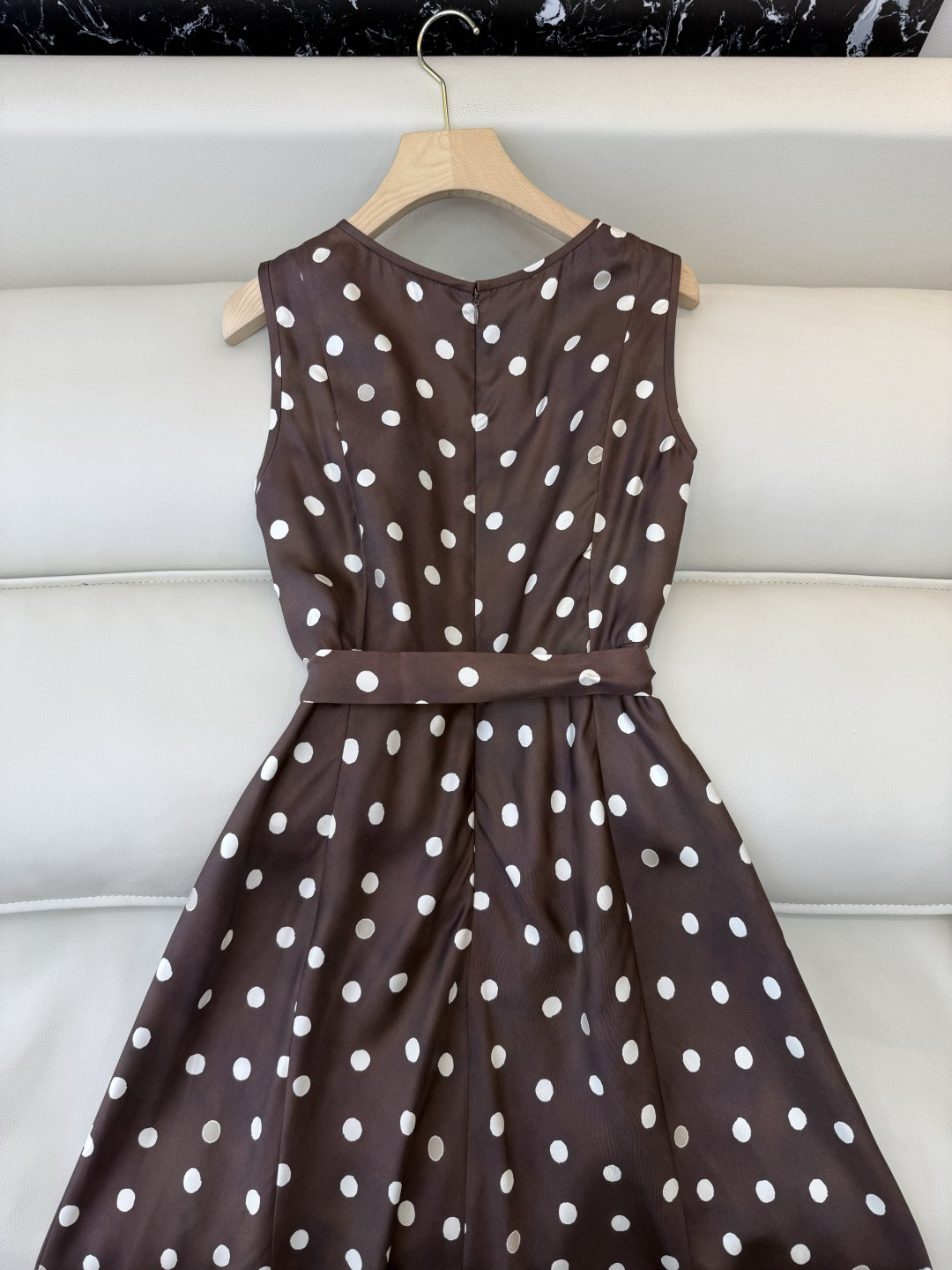 BS1159#新款连衣裙。Max 100% 真丝印花 无袖圆点 连衣裙 36/38/40/42