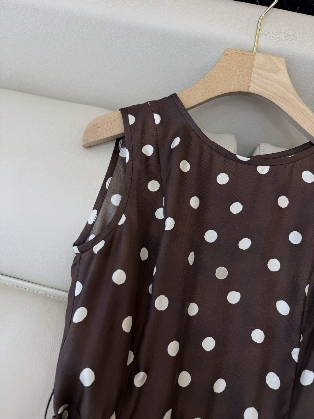 BS1159#新款连衣裙。Max 100% 真丝印花 无袖圆点 连衣裙 36/38/40/42