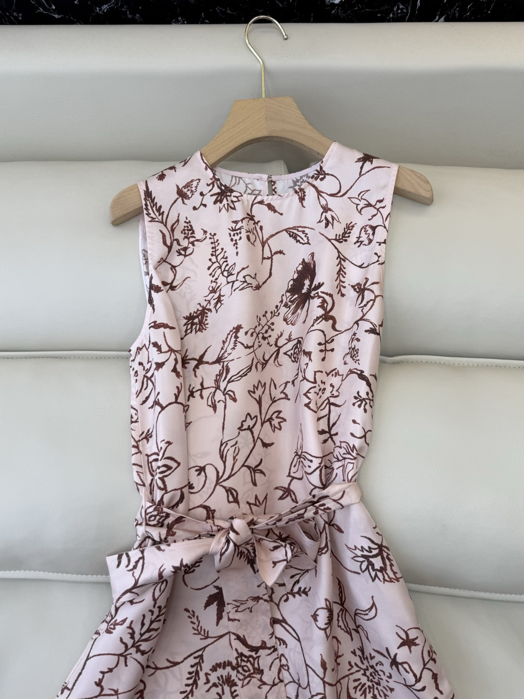 QD8089#新款连衣裙。LP顶级版 100% 真丝印花 无袖连衣裙 粉色 36/38/40/42