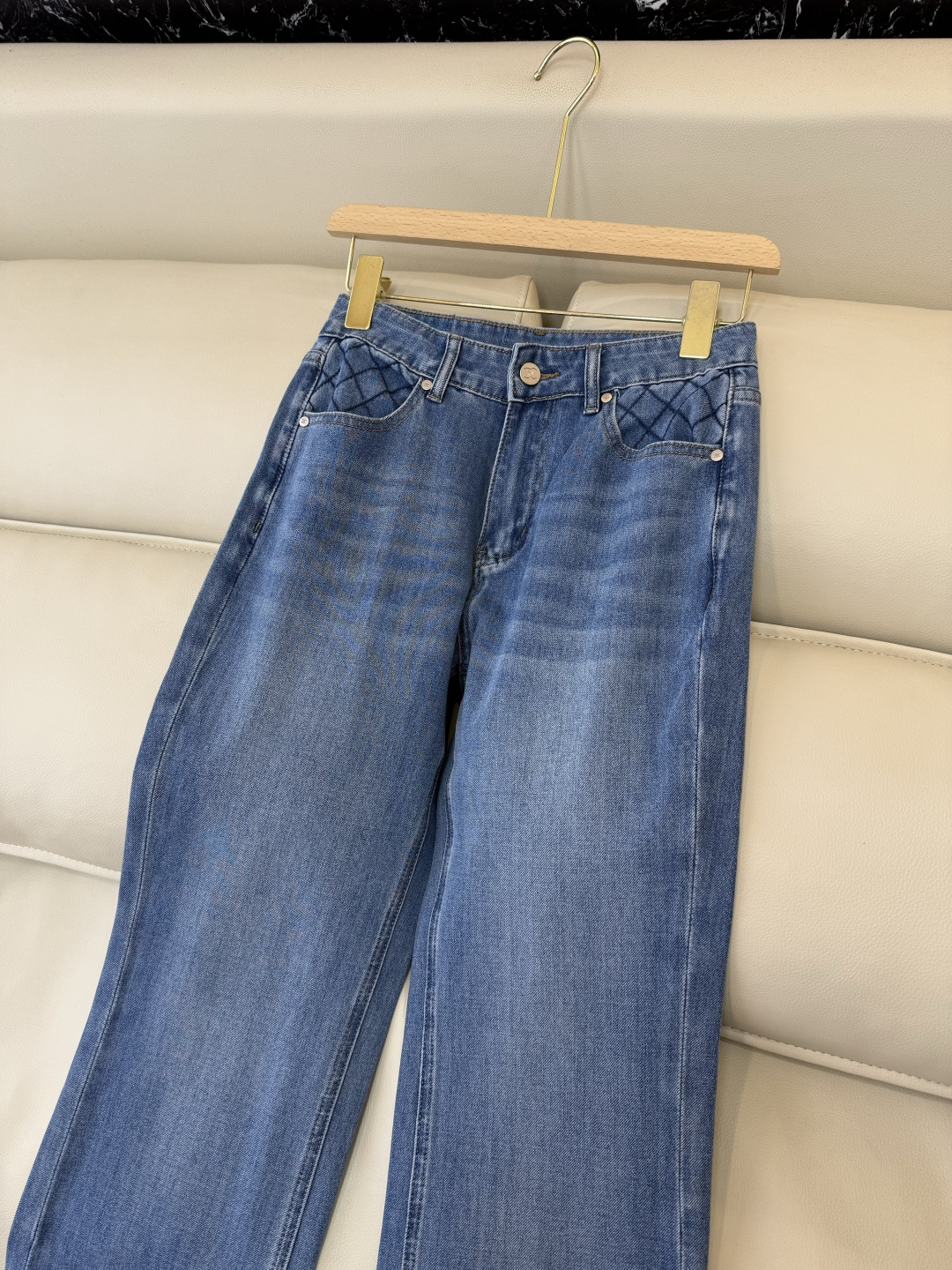 AW057#新款牛仔裤‼️小香 双C 牛仔长裤 白色 蓝色 26-30