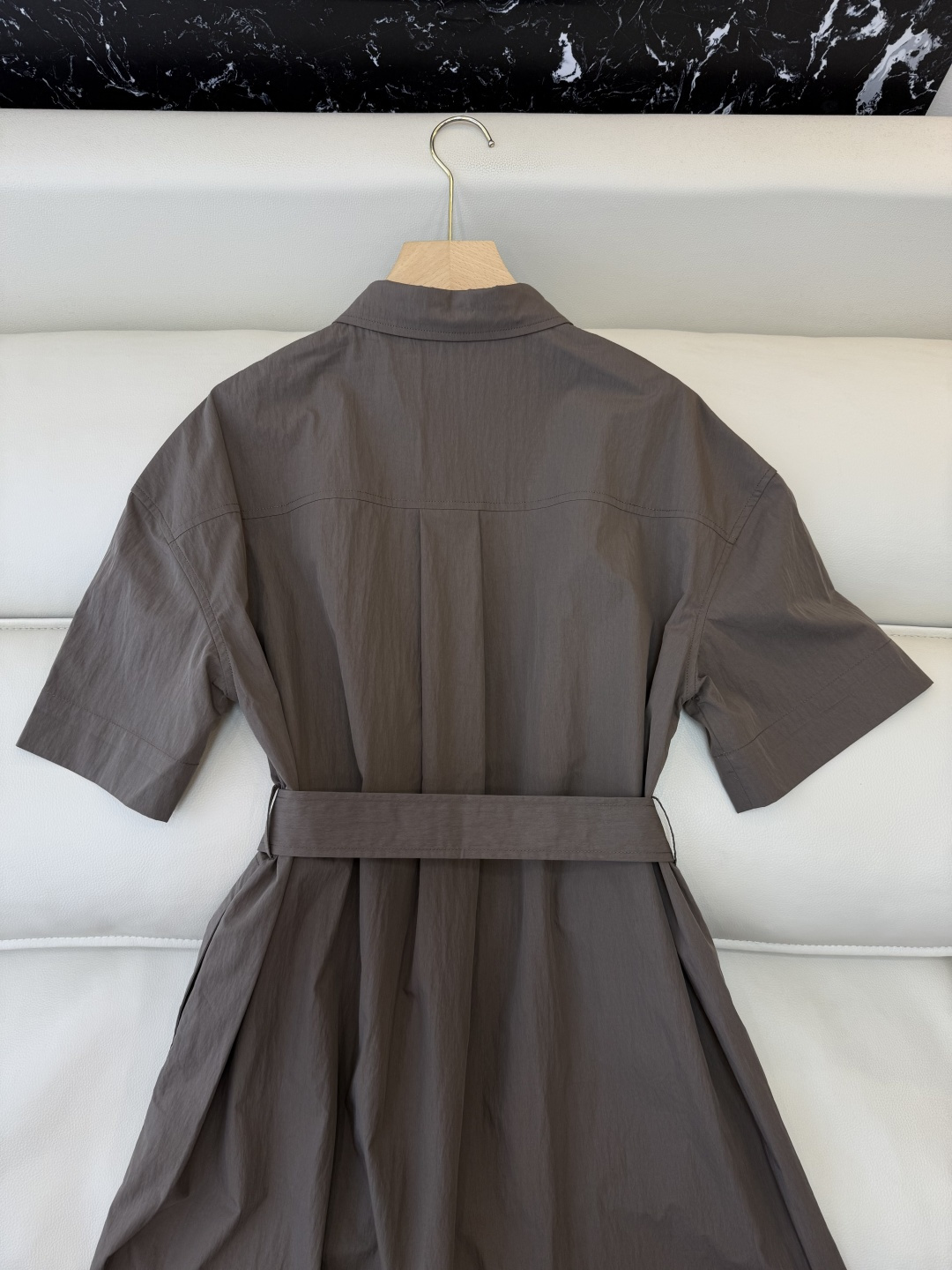 QGL048#新款连衣裙。BC 重工刺绣珠片花 中袖显瘦连衣裙 咖色 米杏色 SML