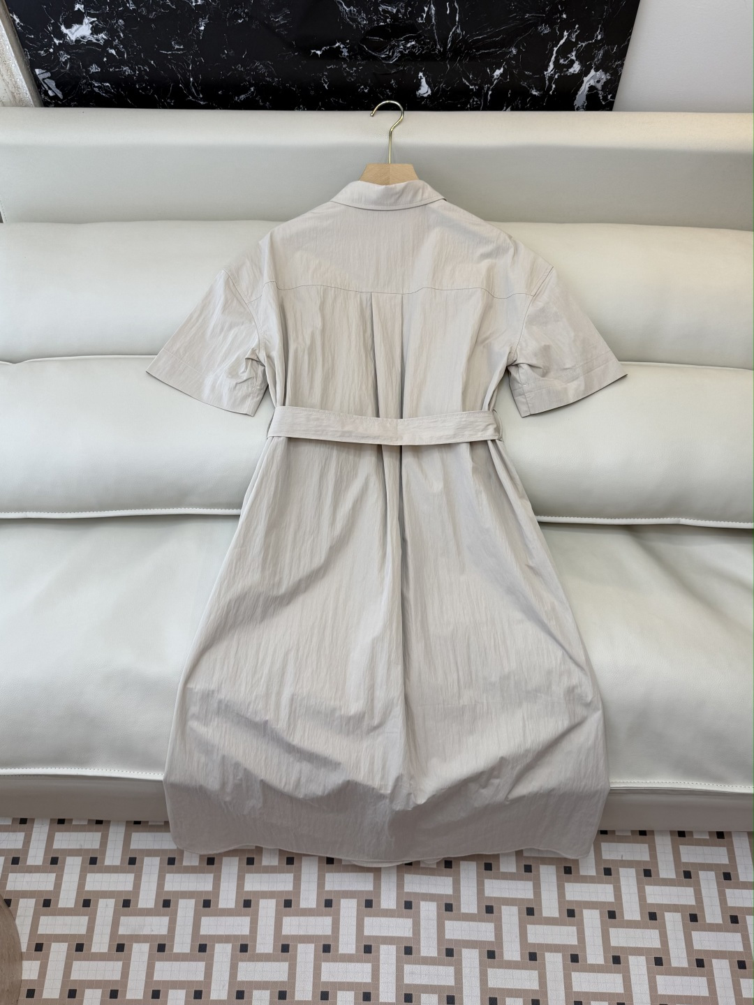 QGL048#新款连衣裙。BC 重工刺绣珠片花 中袖显瘦连衣裙 咖色 米杏色 SML