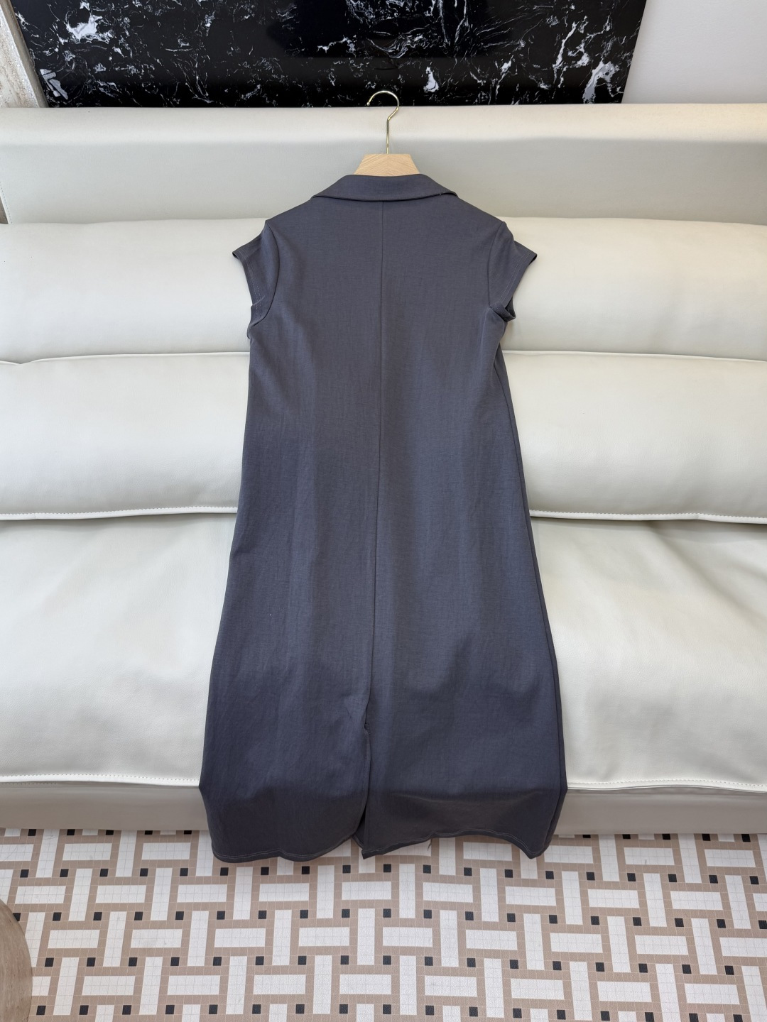 YZ010#新款连衣裙‼️L* 绣花短袖连衣裙 黑色 灰色 SMLXL