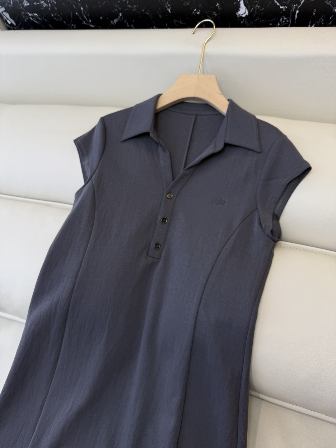 YZ010#新款连衣裙‼️L* 绣花短袖连衣裙 黑色 灰色 SMLXL