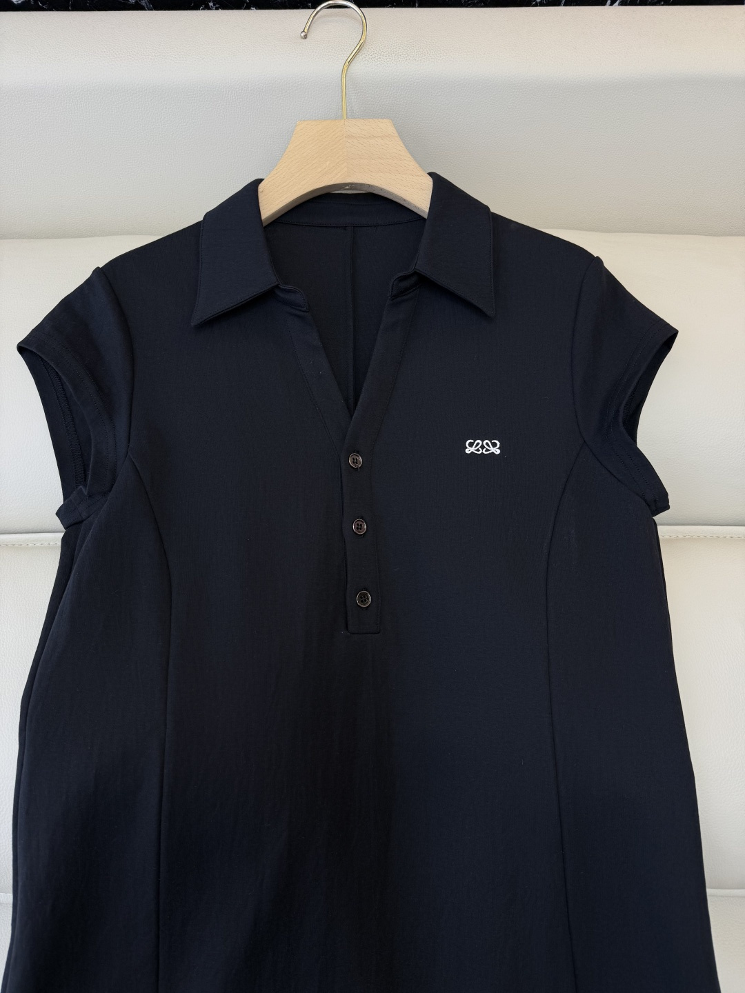 YZ010#新款连衣裙‼️L* 绣花短袖连衣裙 黑色 灰色 SMLXL