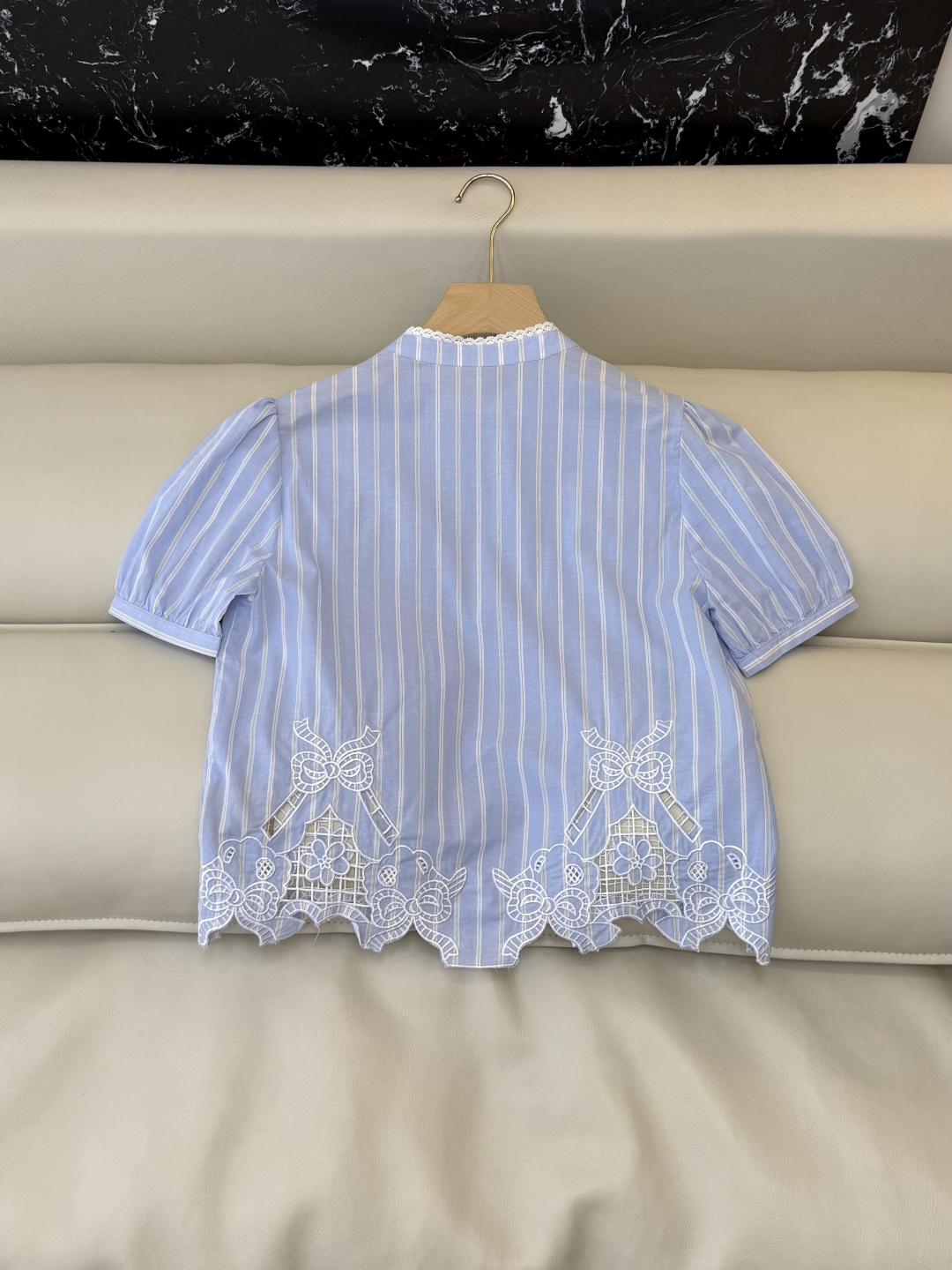 CY0116#新款衬衫。ES 蕾丝镂空绣花 短袖衬衫 蓝色 SM L