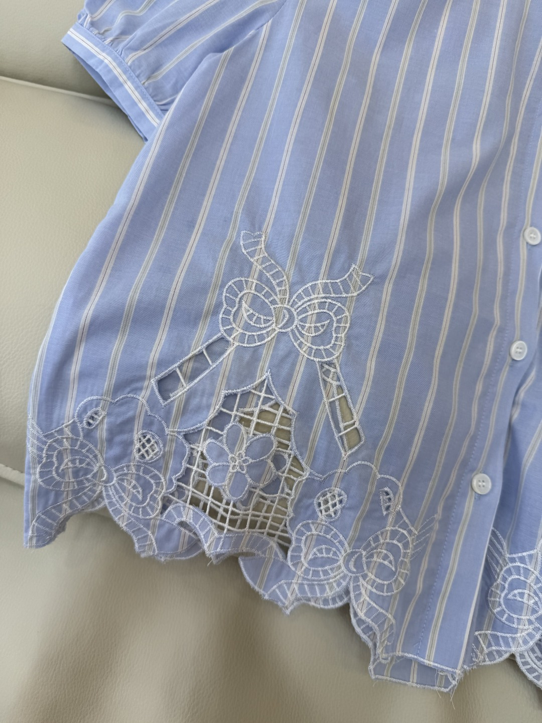 CY0116#新款衬衫。ES 蕾丝镂空绣花 短袖衬衫 蓝色 SM L