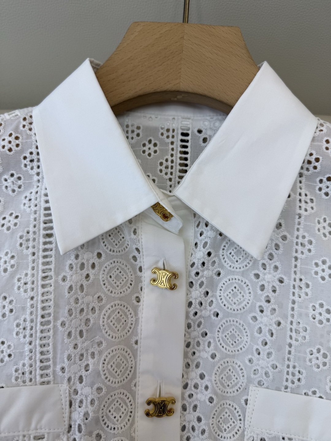 CY0120#新款衬衫。Celine 镂空绣花 短袖衬衫 白色 SM L