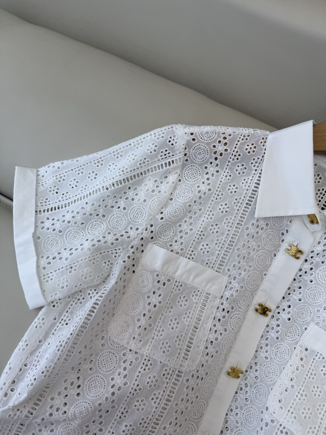 CY0120#新款衬衫。Celine 镂空绣花 短袖衬衫 白色 SM L