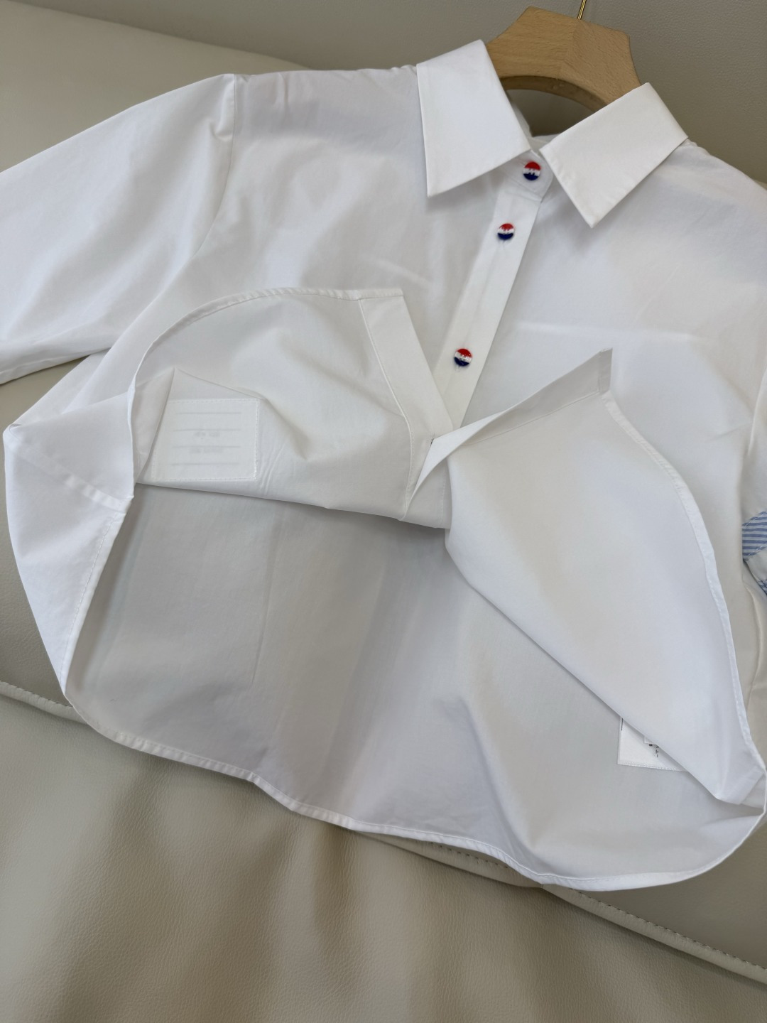 CY0122#新款衬衫。TB 蓝条纹 短袖衬衫 白色 SM L