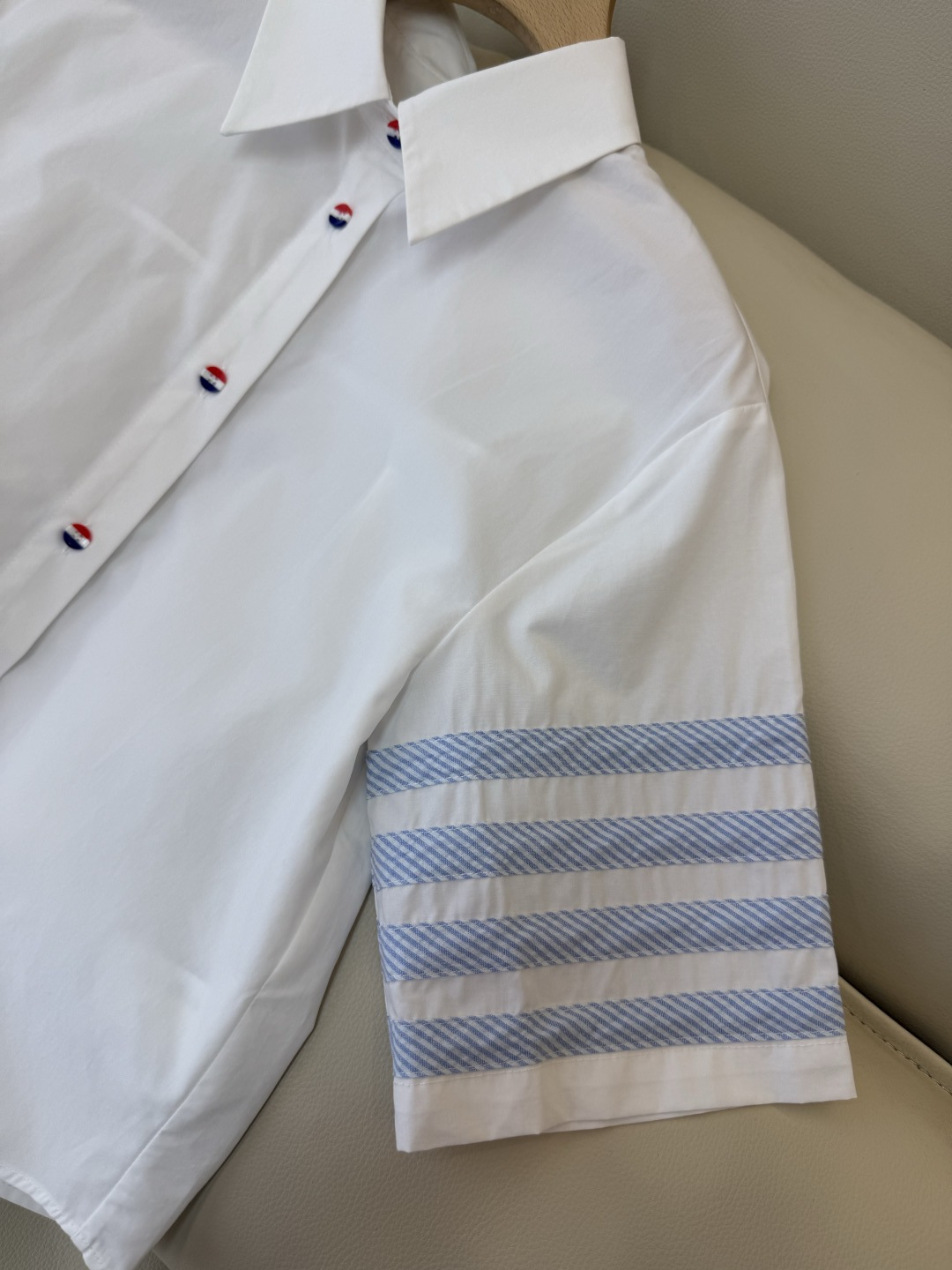 CY0122#新款衬衫。TB 蓝条纹 短袖衬衫 白色 SM L