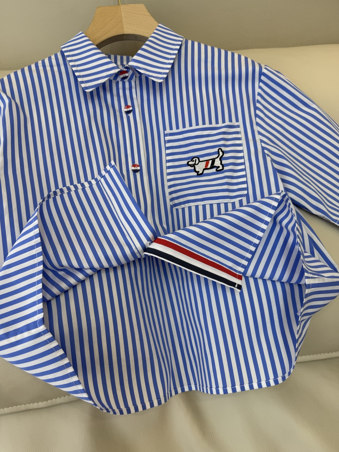 CY0121#新款衬衫。TB 小狗绣花 短袖条纹 衬衫 蓝色 粉色 SM L