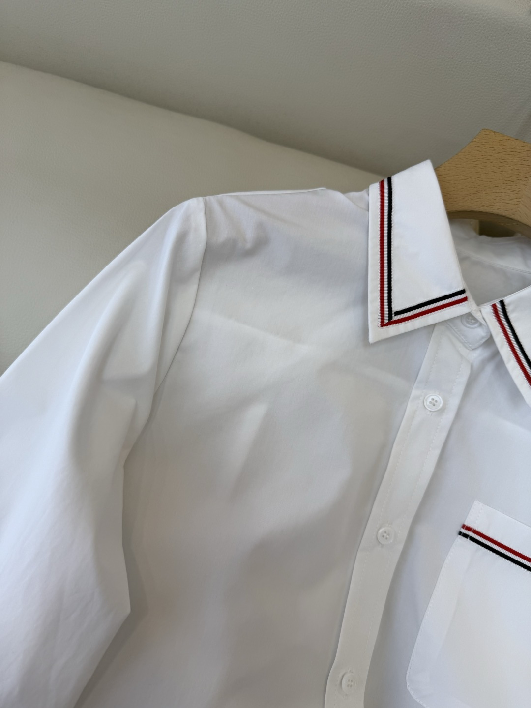 CY0124#新款衬衫。TB 条纹绣花 长袖衬衫 白色 SM L