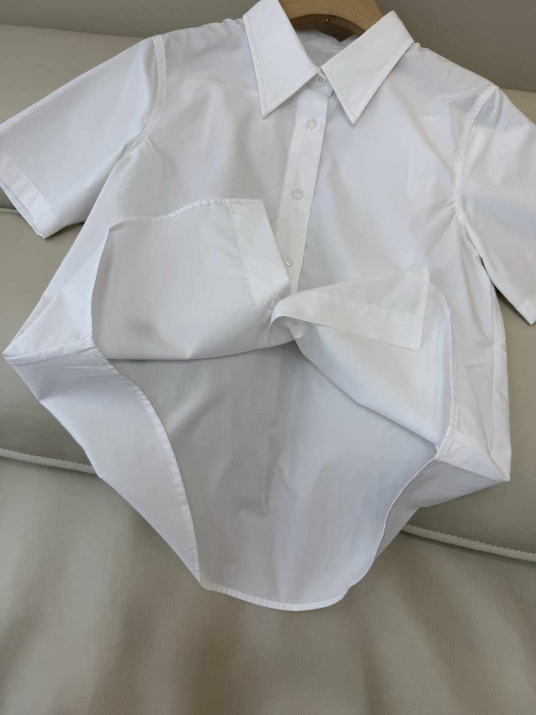 CY0114新款衬衫。Dior 小蜜蜂 绣花 翻领修身 短袖衬衫 白色 粉色 SM L