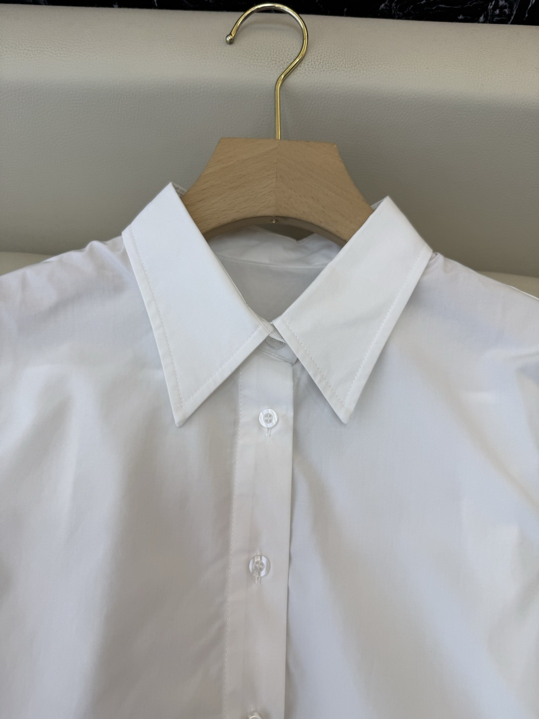 CY0114新款衬衫。Dior 小蜜蜂 绣花 翻领修身 短袖衬衫 白色 粉色 SM L