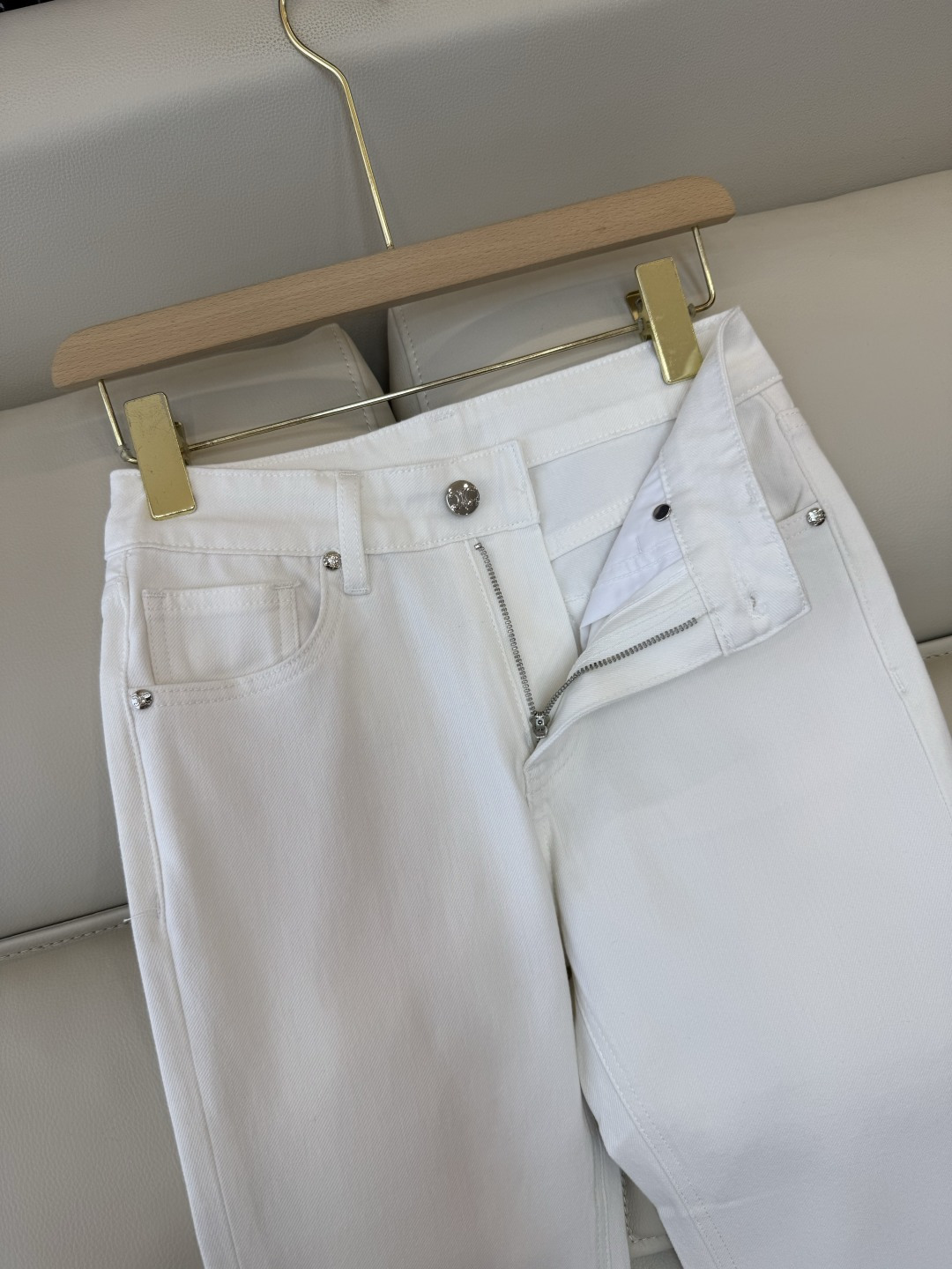 CX0219#新款牛仔裤P‼️Celine 字母印花 牛仔棉显瘦牛仔裤 白色 26-30码