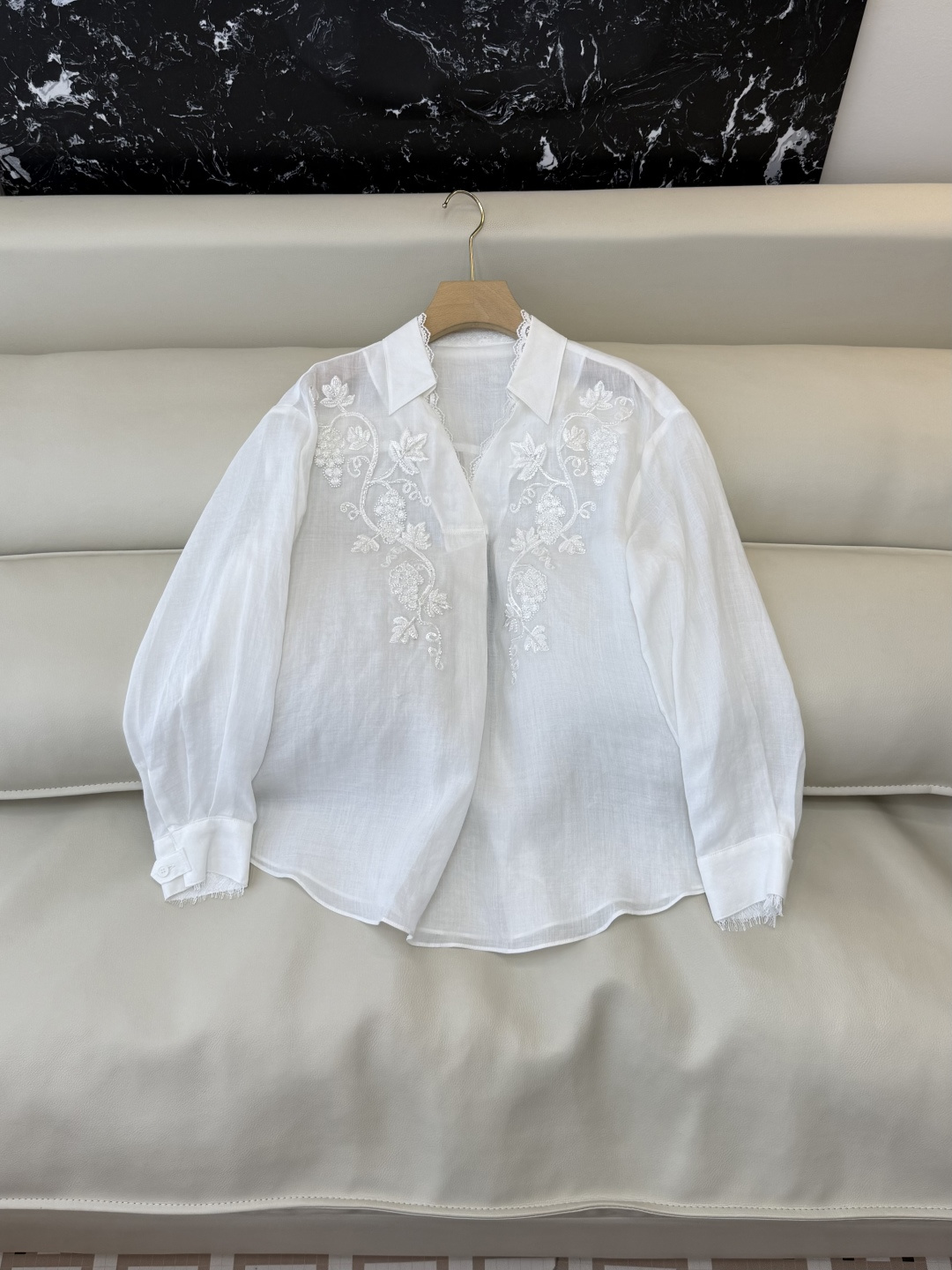 NO:819159,BS1160# new shirt P zimm heavy embroidered sequins ramie lace long-sleeved shirt white SMLX L, Zimmerman-clothing, shirts,19860909BS1160#新款衬衫P zimm 重工绣花珠片 苎麻 蕾丝长袖衬衫 白色 SMLX L,兹默曼-服装,shirts,,Women's clothing