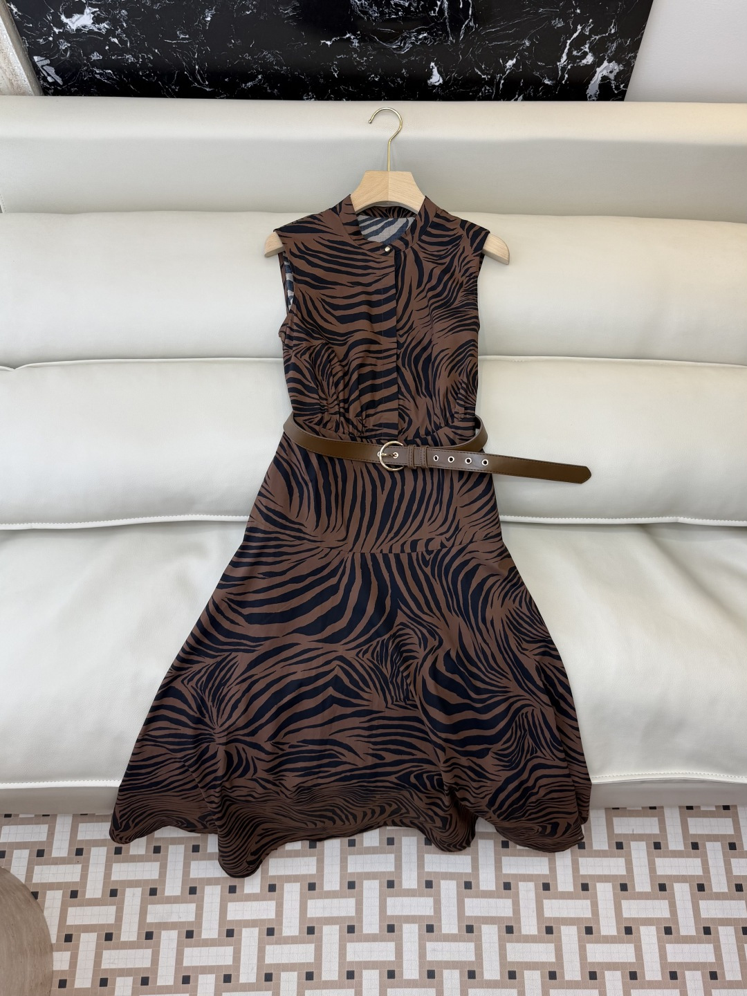 NO:819176,BS1170# New Dress P Max Mara Zebra Print Sleeveless Slim Dress Two Colors 36-42, Max Mara-Clothing, Skirts,19860909BS1170#新款连衣裙P Max mara 斑马纹印花无袖显瘦连衣裙 两色 36-42,麦丝玛拉-服装,skirts,,Women's clothing