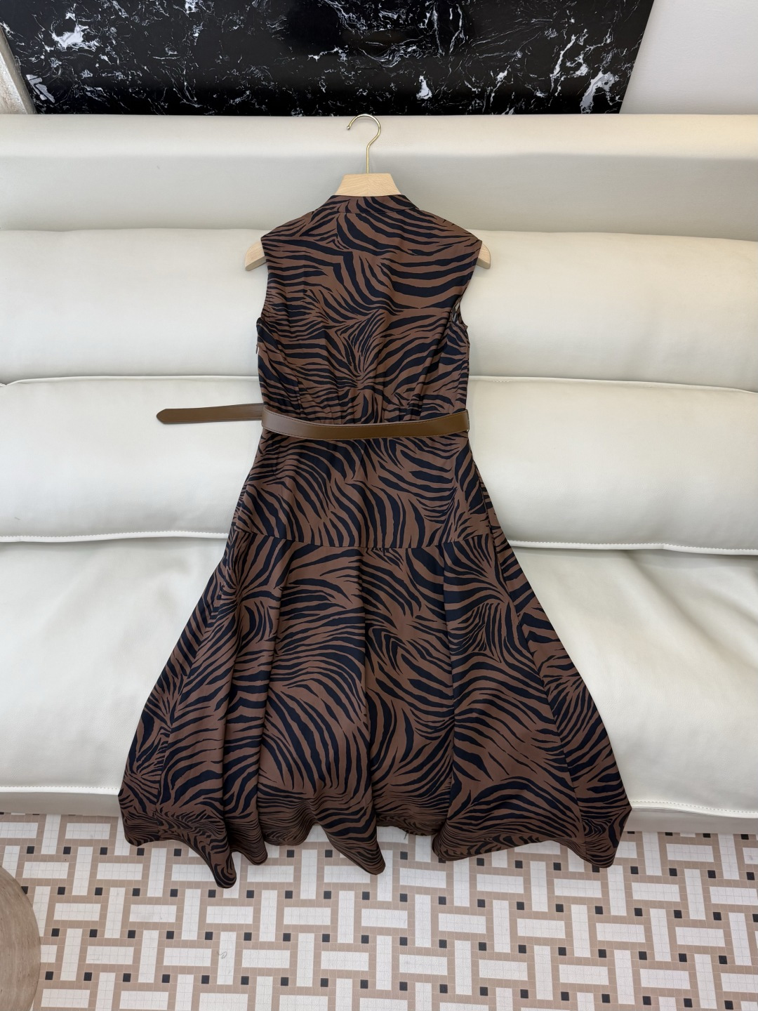 BS1170#新款连衣裙。Max mara 斑马纹印花无袖显瘦连衣裙 两色 36-42