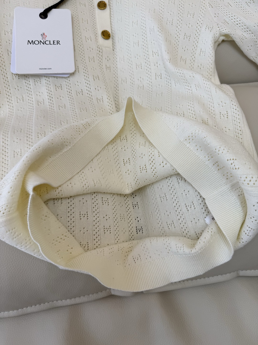QG0205#新款T恤⚠️‼️Moncler 网眼针织polo 短袖T恤 米白色 SML