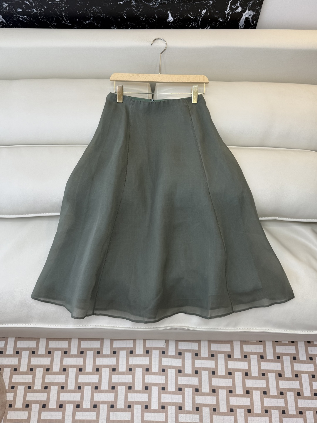NO:819253,QD8072# new skirt P B C top version double layer silk organza skirt brown apricot olive green SMLXL, women's clothing, skirts, real silk,19860909QD8072#新款半裙P B C 顶级版 双层真丝欧根纱半裙 棕色 杏色 橄榄绿 SMLXL,女装,skirts,real silk,,Women's clothing