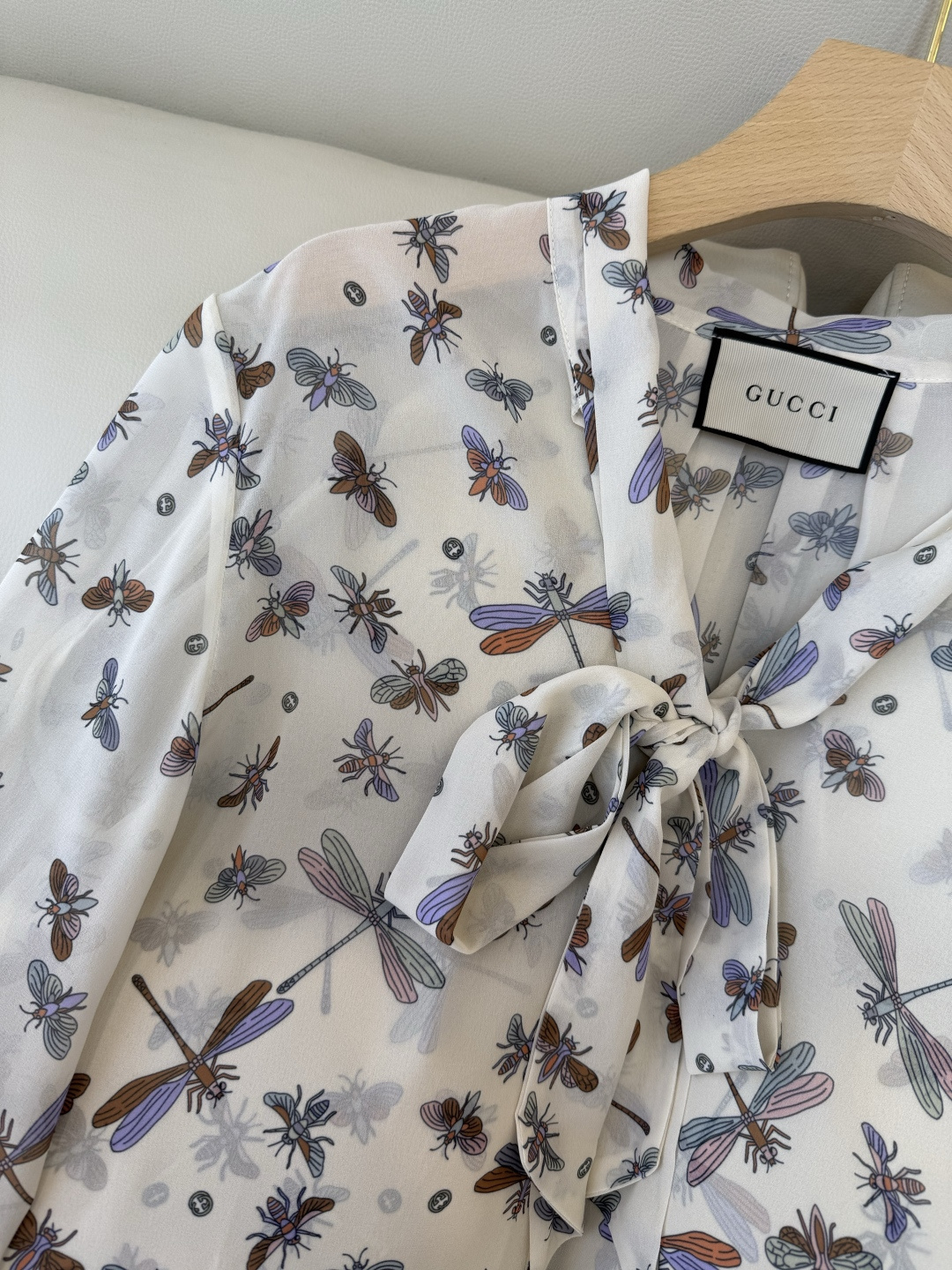 AQ008#新款衬衫P‼️Gucci 蝴蝶结 印花两色 长袖衬衫 SML
