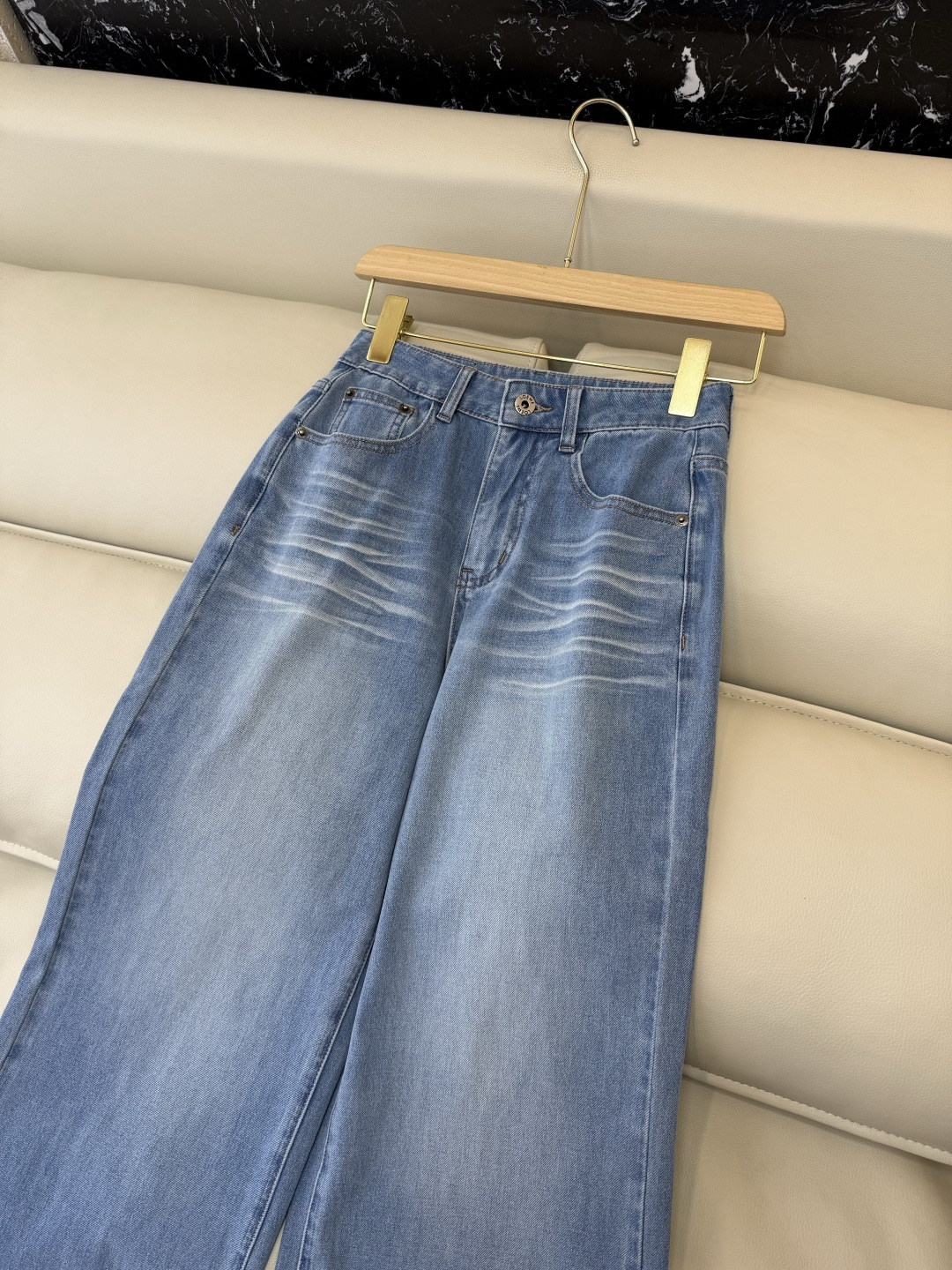 AW064#新款牛仔裤P‼️Loewe 绣花显瘦 牛仔长裤 蓝色 26-30