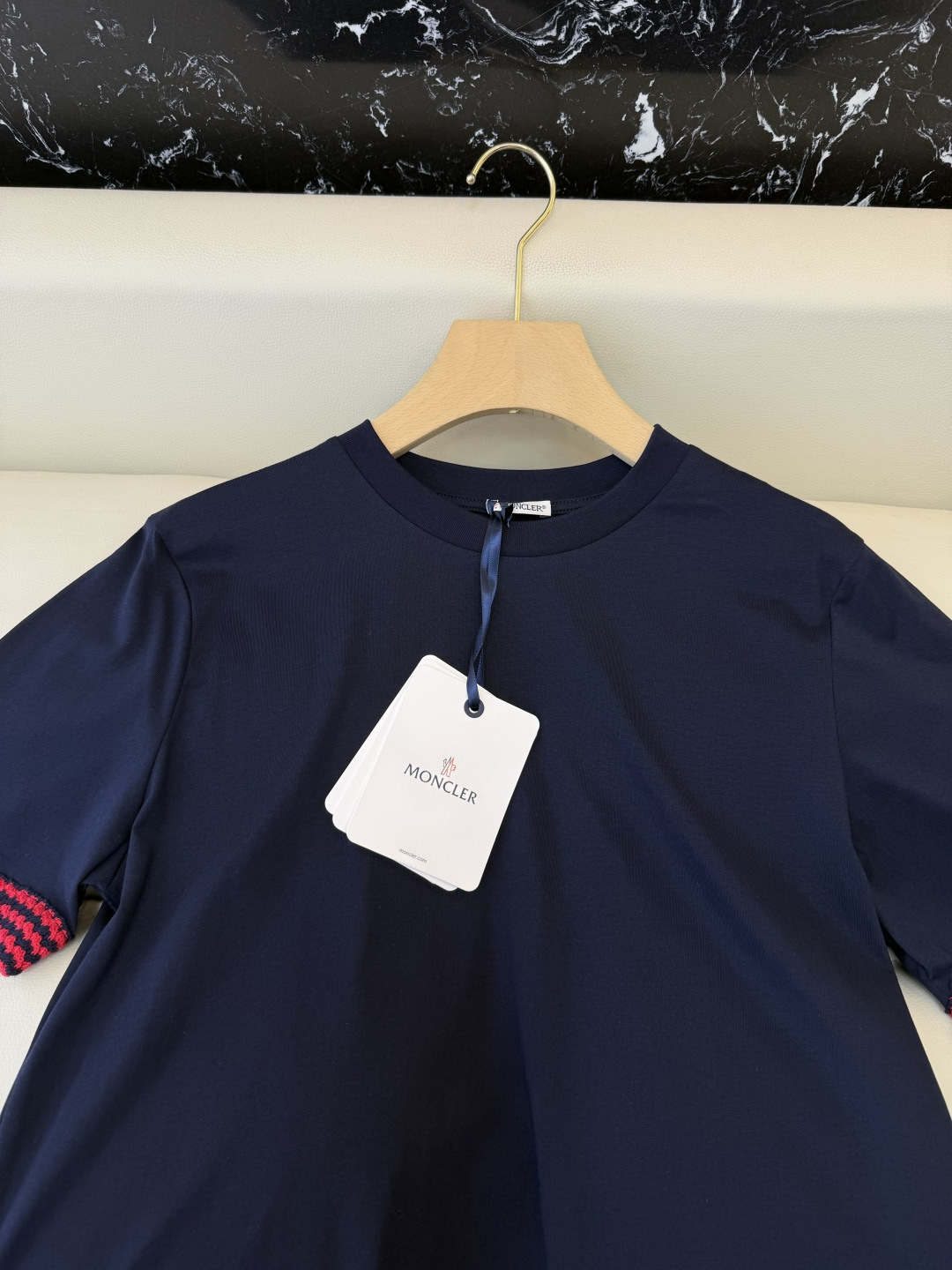 QG0214#新款T恤P‼️Moncler 短袖T恤 宽松款 杏色 蓝色 SM L