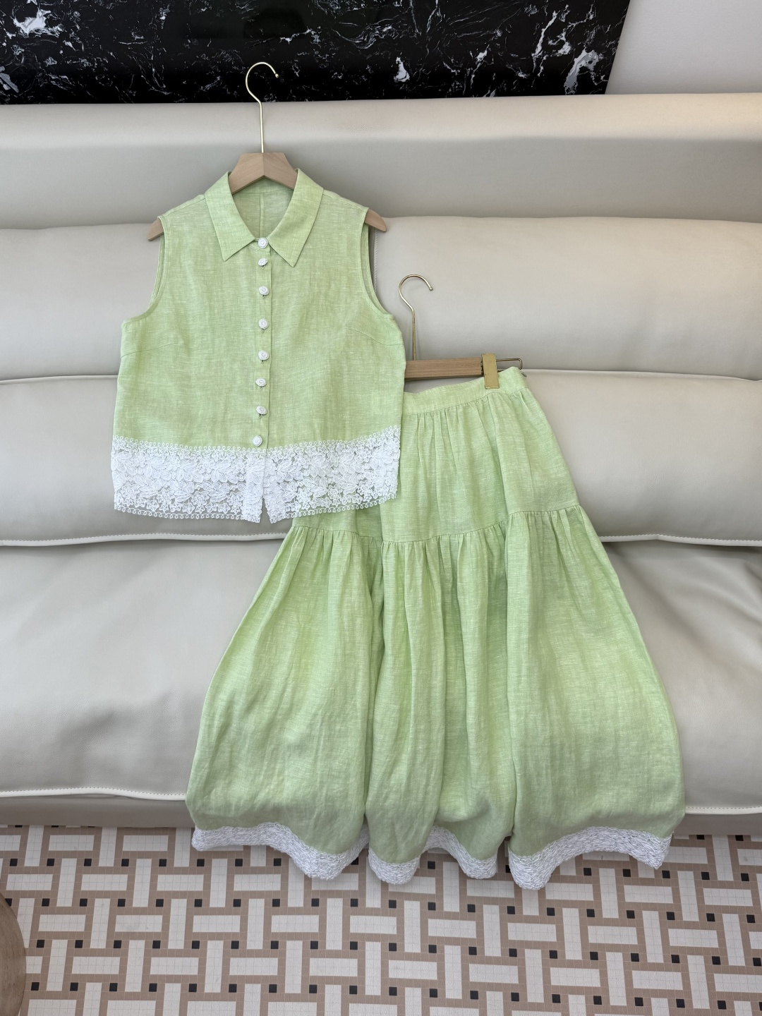 NO:821059,YM0124# New suit factory special version of the highest version on the market. The girl will inspect the goods, trim the three marks on the threads, and send pictures and videos before delivery. If you want quality and service, please add me on WeChat. We will not accept urgent orders. P Linen lace blouse, long skirt suit, two colors SMLXL, women's clothing, skirts,19860909YM0124#新款套装工厂特市面最高版本小妹验货、修剪线头上三标、发货可发图及拍视频,要品质要服务的加我微信,不接急单.P 亚麻蕾丝花边 上衣长半裙 套装 两色 SMLXL,女装,skirts,,Women's clothing