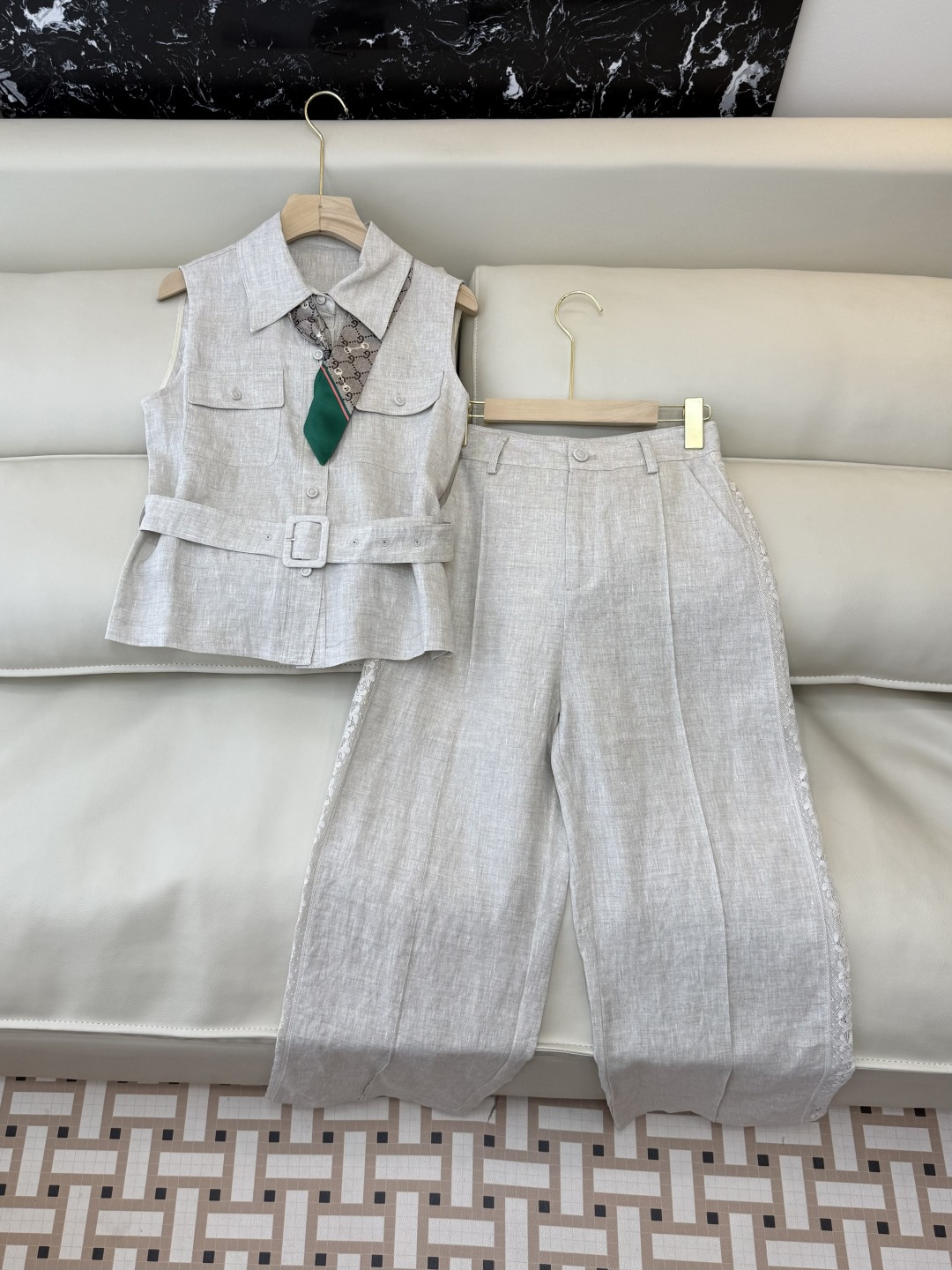 NO:821054,YM0115# New suit factory special version of the highest version on the market. The girl will inspect the goods, trim the three marks on the thread, and send pictures and videos before delivery. If you want quality and service, please add me on WeChat. I will not accept urgent orders. Minimalist style linen sleeveless top trousers suit white natural linen SMLXL, women's clothing,19860909YM0115#新款套装工厂特市面最高版本小妹验货、修剪线头上三标、发货可发图及拍视频,要品质要服务的加我微信,不接急单. 极简风 亚麻 无袖上衣 长裤 套装 白色 本色麻 SMLXL,女装,,Women's clothing