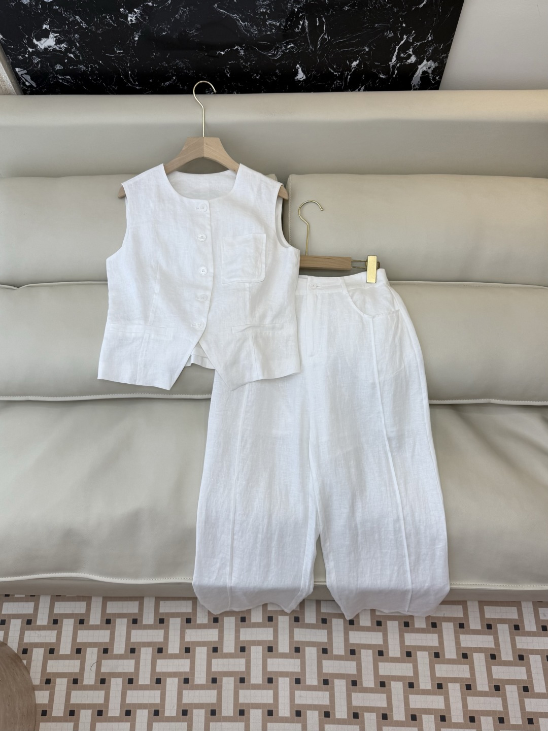 NO:821200,YM0129# New suit factory special version of the highest version on the market. The girl will inspect the goods, trim the three marks on the thread, and send pictures and videos before delivery. If you want quality or service, please add me on WeChat. We will not accept urgent orders. P Minimalist style linen vest sleeveless top pants suit pink yellow white SMLXL, women's clothing,19860909YM0129#新款套装工厂特市面最高版本小妹验货、修剪线头上三标、发货可发图及拍视频,要品质要服务的加我微信,不接急单.P 极简风 亚麻马甲 无袖上衣裤子 套装 粉色 黄色 白色 SMLXL,女装,,Women's clothing