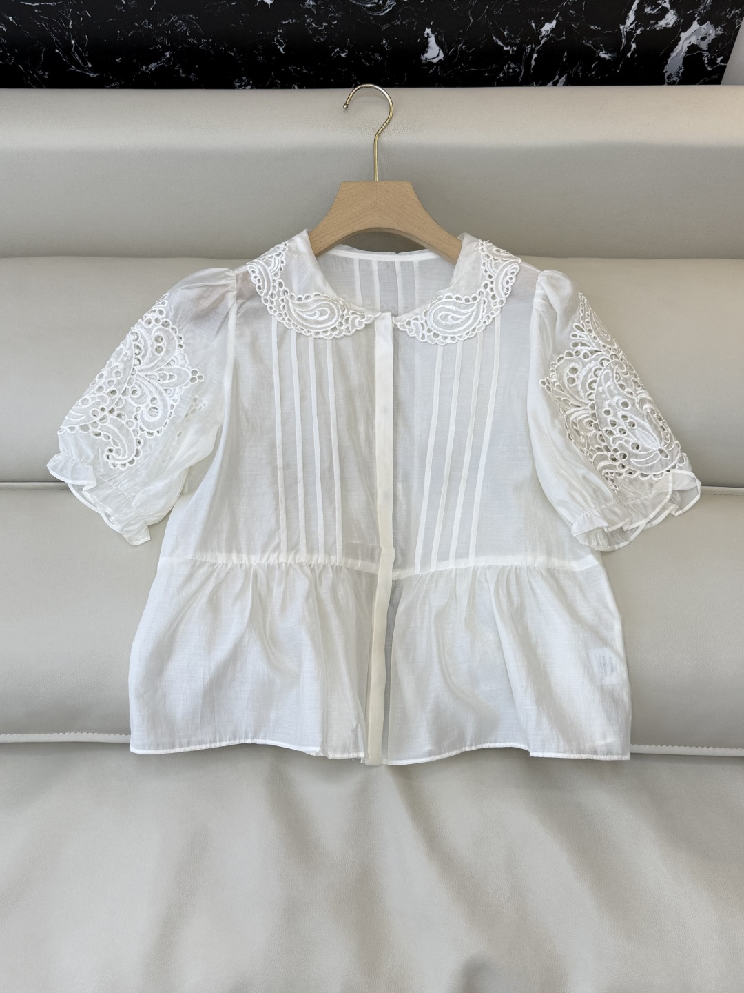 NO:822339,TW014# New Top Factory 90 Tencel Boutique Heavy Embroidery Top White Pink SML, Women's Clothing,19860909TW014#新款上衣工厂 90 天丝 精品 重工刺绣花 上衣 白色 粉色 SML,女装,,Women's clothing