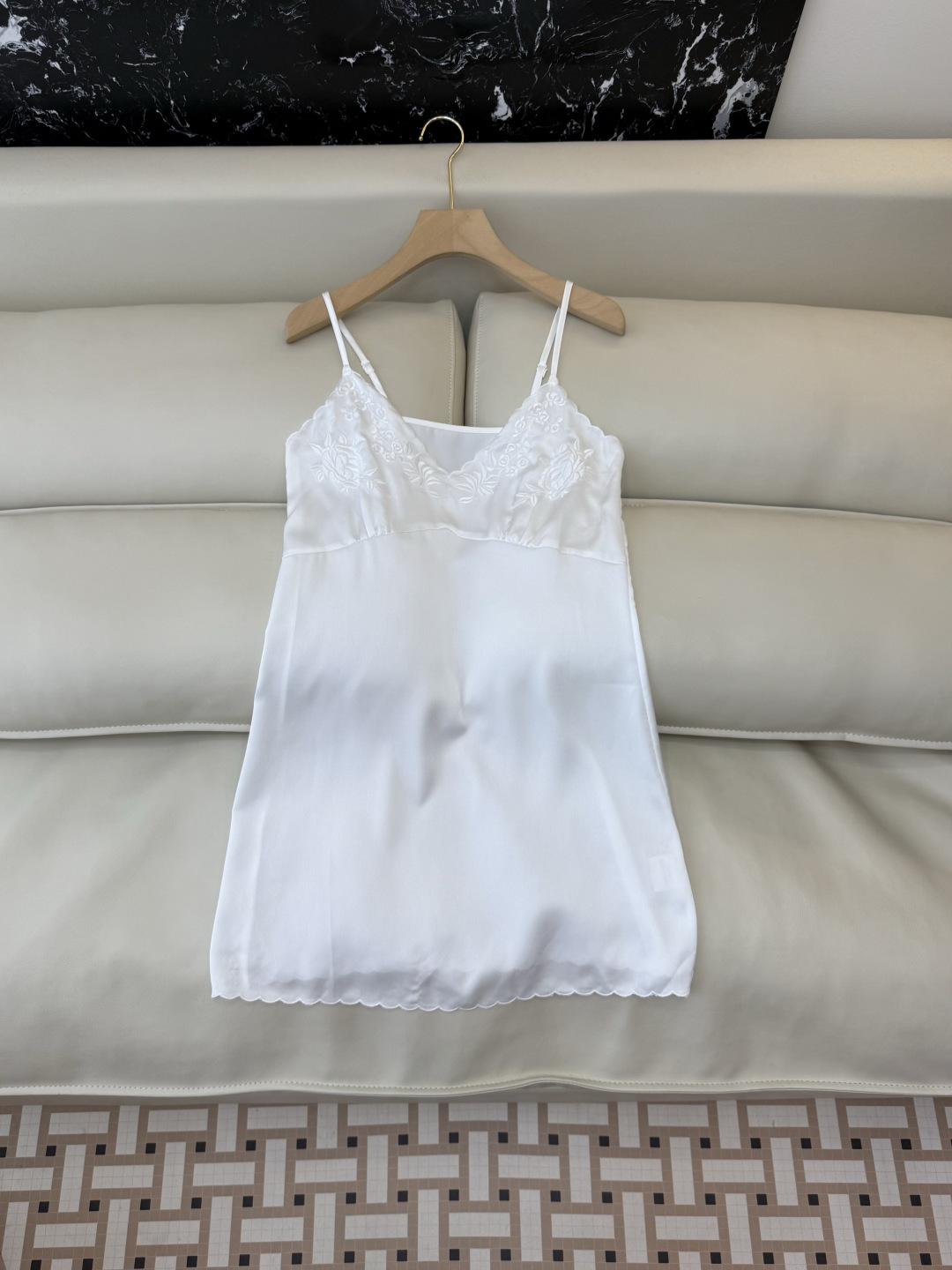 NO:822345,TW016# New Suspender Skirt Factory Heavy Embroidery Suspender Skirt White Pink Apricot Black SML, Women's Clothing, Skirts,19860909TW016#新款吊带裙工厂 重工刺绣花 吊带裙 白色 粉色 杏色 黑色 SML,女装,skirts,,Women's clothing