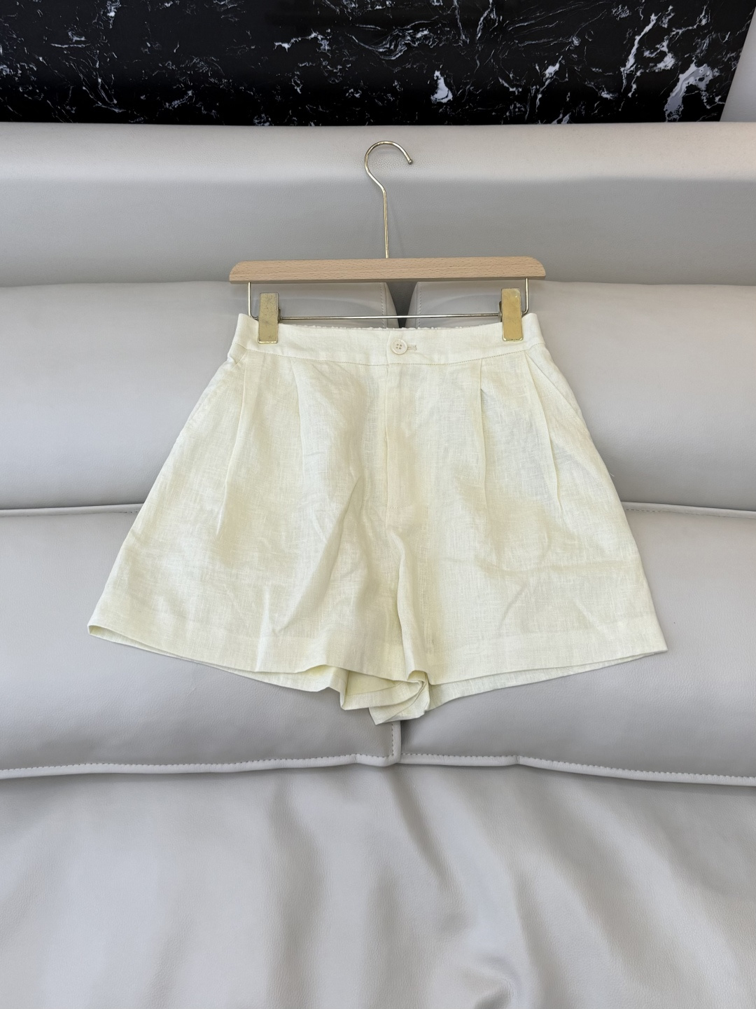 NO:822681,LH026# New shorts factory special version of the highest version on the market. The girl will inspect the goods, trim the three marks on the threads, and ship the goods. You can send pictures and take videos. If you want quality and service, please add me on WeChat. I will not accept urgent orders. P Linen minimalist style shorts blue yellow white SML, women's clothing, shorts,19860909LH026#新款短裤工厂特市面最高版本小妹验货、修剪线头上三标、发货可发图及拍视频,要品质要服务的加我微信,不接急单.P 亚麻 极简风短裤 蓝色 黄色 白色 SML,女装,shorts,,Women's clothing