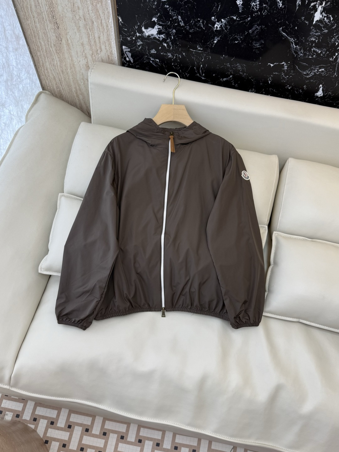 NO:825219,MN6005# The highest version on the new market. The girl inspects the goods, trims the three marks on the threads, and delivers the goods. You can send pictures and take videos. If you want quality and service, please add me on WeChat. We do not accept urgent orders. The jacket factory special p Mon mask sun protection long-sleeved jacket multi-color 0-1-2-3 size, mask-clothing, Moncler, jackets & coats,19860909MN6005#新市面最高版本小妹验货、修剪线头上三标、发货可发图及拍视频,要品质要服务的加我微信,不接急单.款外套工厂特p Mon 蒙口 防晒 长袖外套 多色 0-1-2-3码,蒙口-服装,Moncler,jackets & coats,,Women's clothing