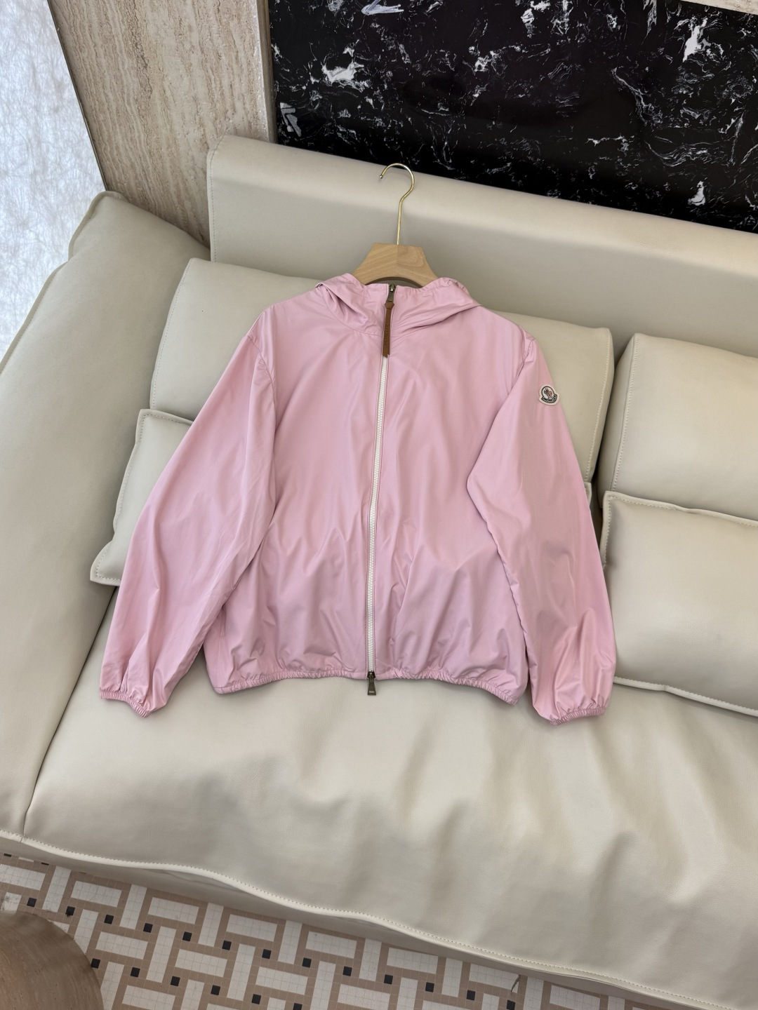NO:825234,MN6005# The highest version on the new market. The girl inspects the goods, trims the three marks on the threads, and delivers the goods. You can send pictures and take videos. If you want quality and service, please add me on WeChat. We do not accept urgent orders. The jacket factory special p Mon mask sun protection long-sleeved jacket multi-color 0-1-2-3 size, mask-clothing, Moncler, jackets & coats,19860909MN6005#新市面最高版本小妹验货、修剪线头上三标、发货可发图及拍视频,要品质要服务的加我微信,不接急单.款外套工厂特p Mon 蒙口 防晒 长袖外套 多色 0-1-2-3码,蒙口-服装,Moncler,jackets & coats,,Women's clothing