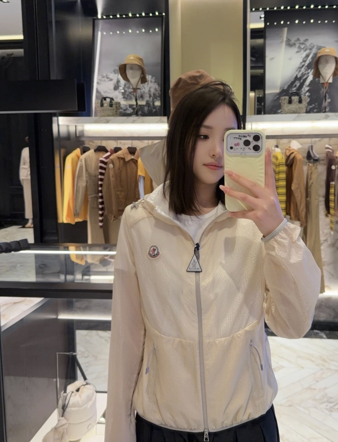 NO:825158,MN6001 upper body picture, muzzle-clothing, Moncler,19860909MN6001 上身图,蒙口-服装,Moncler,,Women's clothing