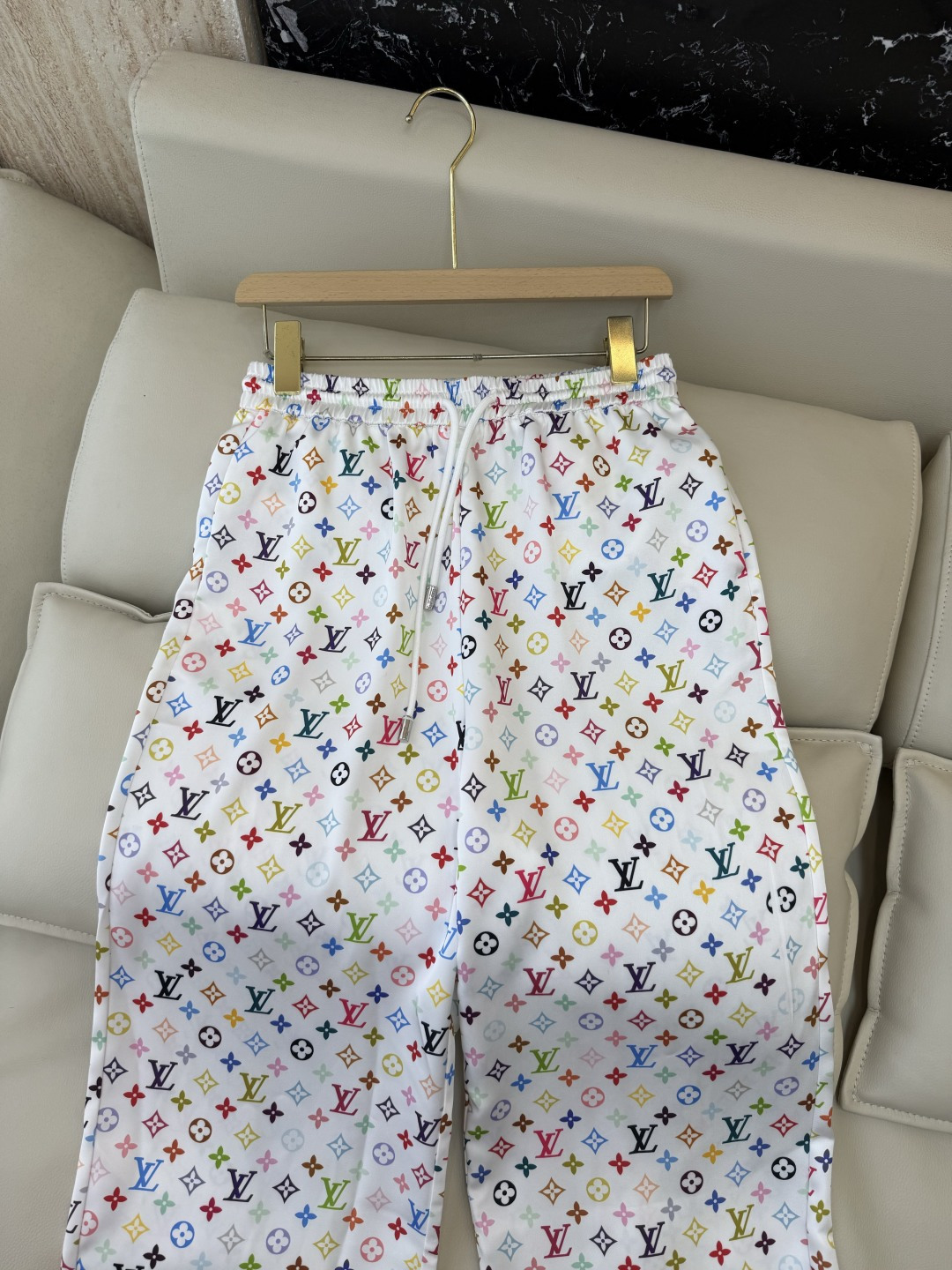 AQ011#新款套装⚠️工厂特批‼️LV 老花logo字母印花长裤➕短袖T恤 套装 蓝色 白色 SML