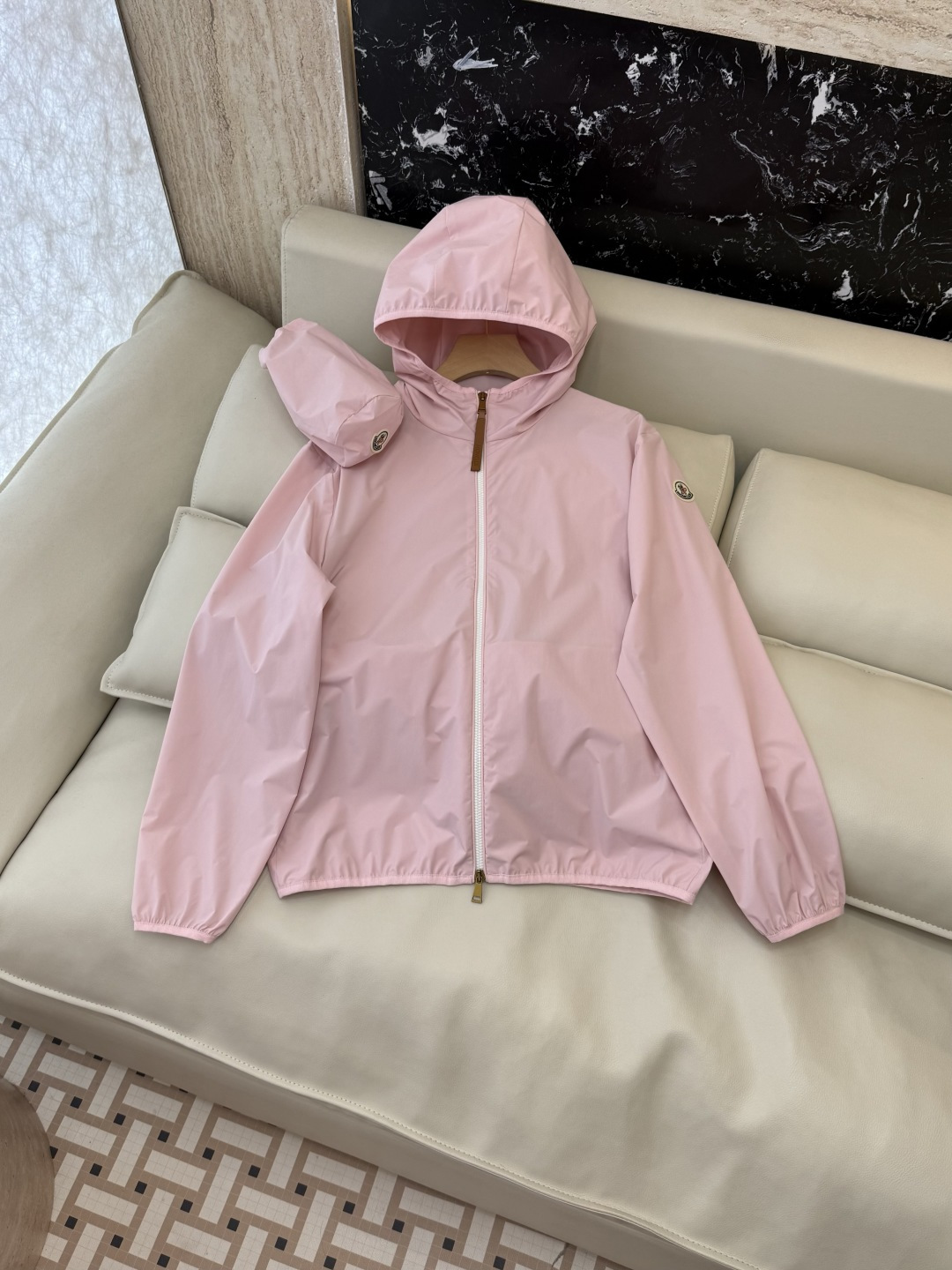 NO:826713,M2378# New Jacket P Mon Mouth Top Edition Leather Label Puller Minimalist Style Long Sleeve Sun Protection Outdoor Sports Jacket Four Colors 1/2/3 Size, Mouth Cover-Clothing, Moncler, Jackets & Coats,19860909M2378#新款外套P Mon 蒙口 顶级版 皮标拉头 极简风 长袖防晒户外运动外套 四色 1/2/3码号,蒙口-服装,Moncler,jackets & coats,,Women's clothing