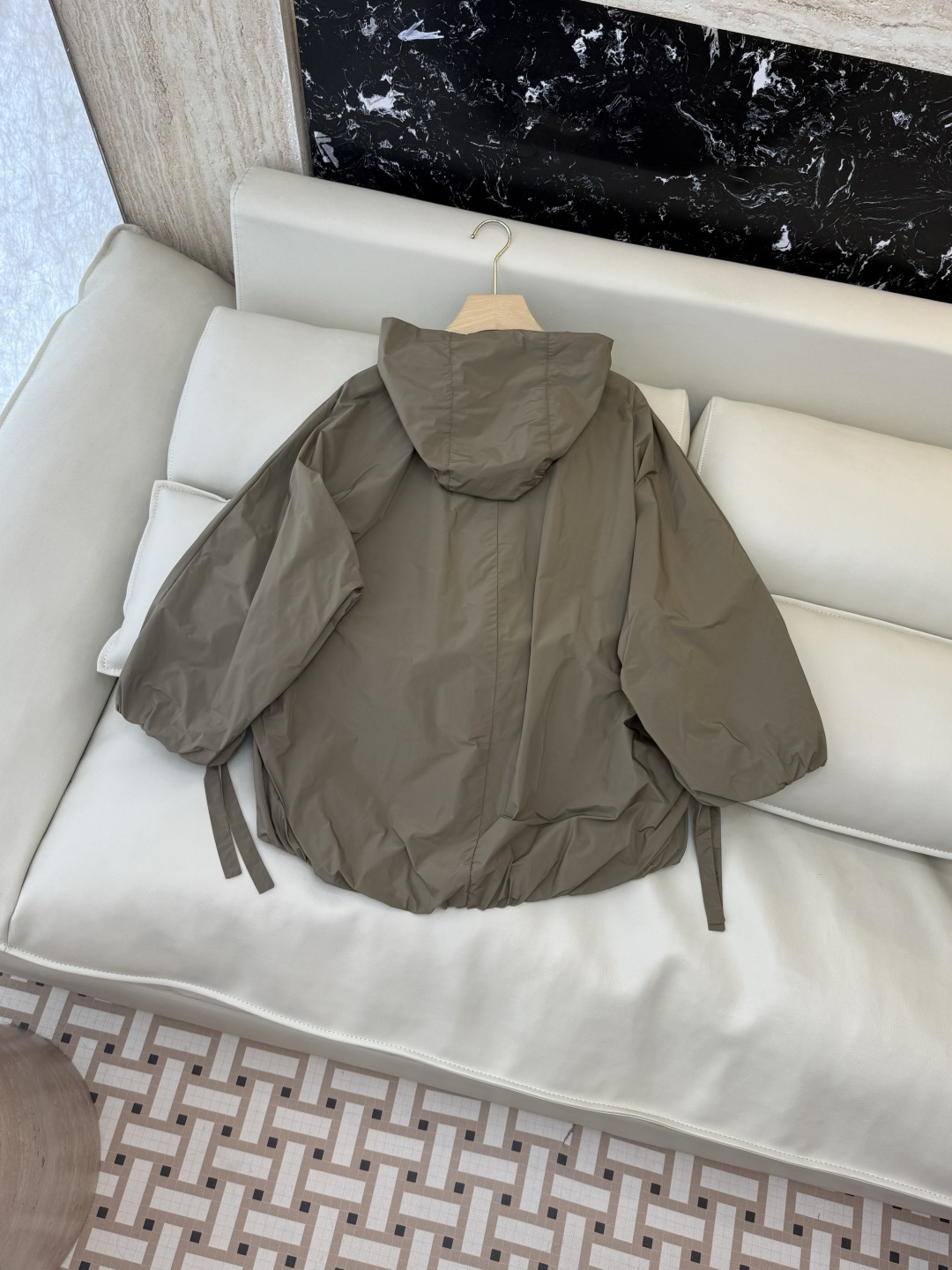 M2607#新款外套⚠️🌾Max mara 顶级版‼️皮标拉头 长袖防风外套  长款 藏青色 米色 咖色