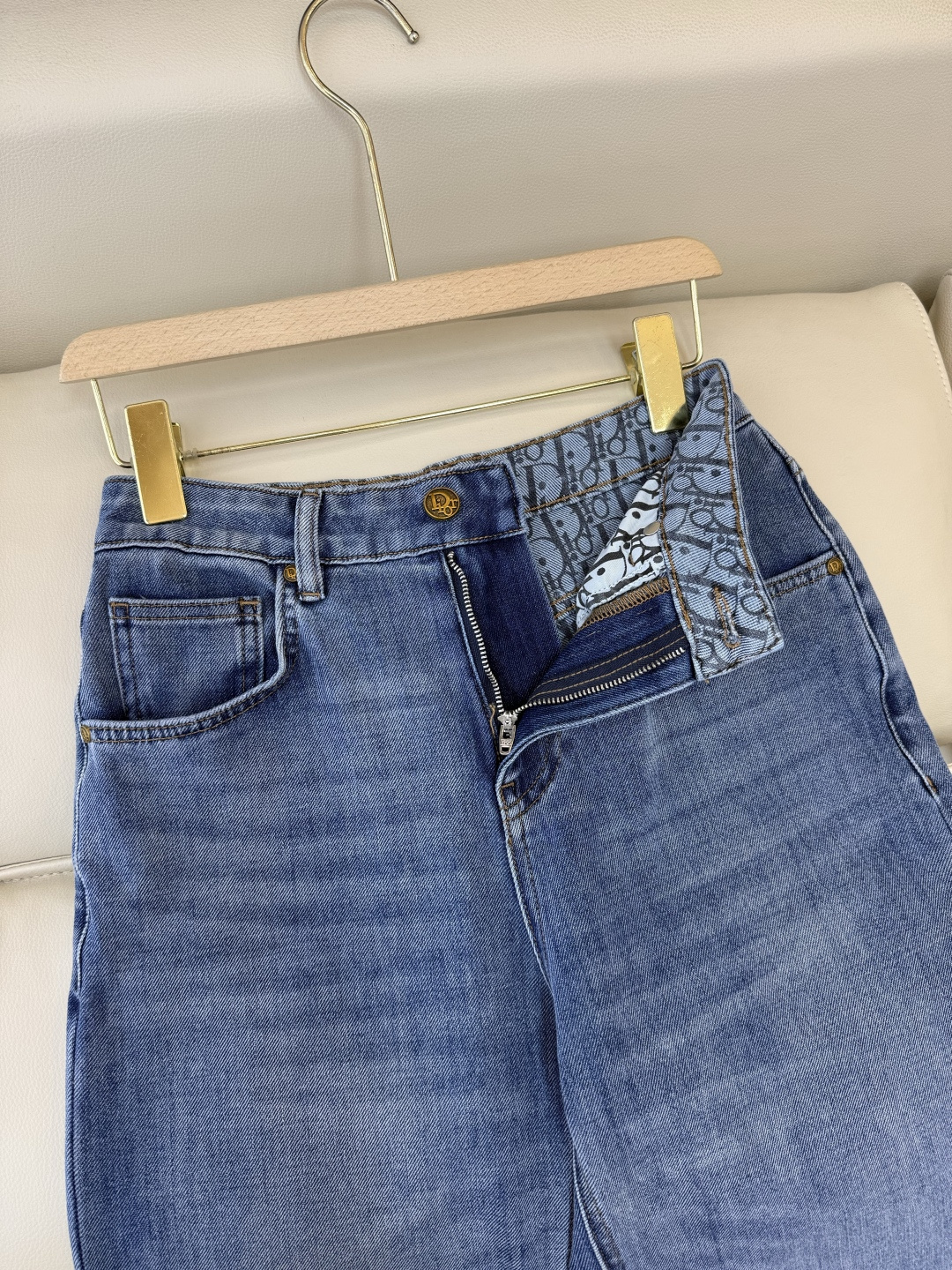 CX0226#新款牛仔裤⚠️工厂特批‼️Dior 内里印花老花logo 牛仔棉显瘦牛仔裤 蓝色 26-3