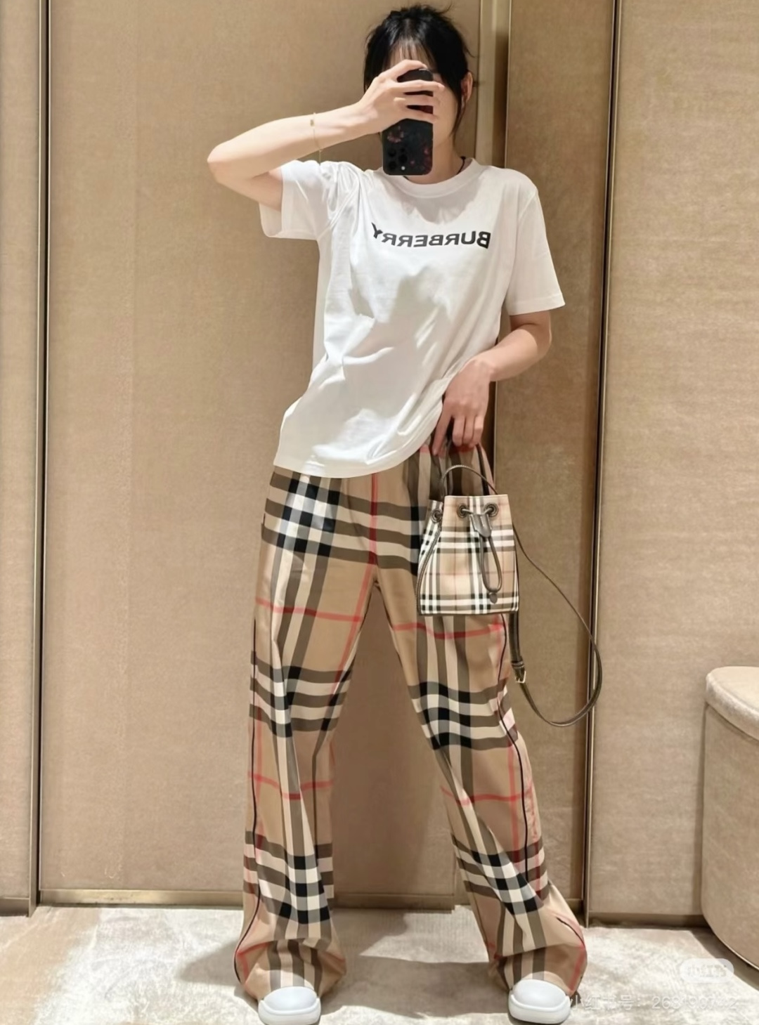 NO:826716,LF022 upper body picture, Burberry-clothing,19860909LF022 上身图,博柏利-服装,,Women's clothing