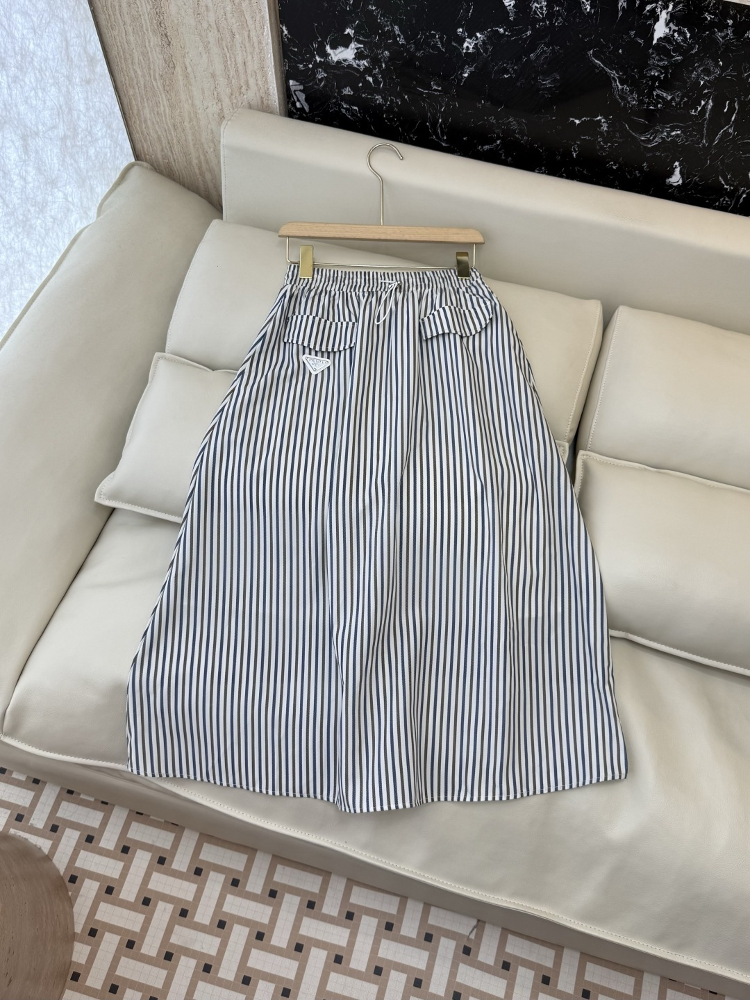 NO:828359,AQ009# New Skirt Factory PR triangle logo striped elastic waist long skirt SML, Prada-clothing, prada, skirts,19860909AQ009#新款半裙工厂 PR 三角标 条纹松紧腰长半裙 SML,普拉达-服装,prada,skirts,,Women's clothing