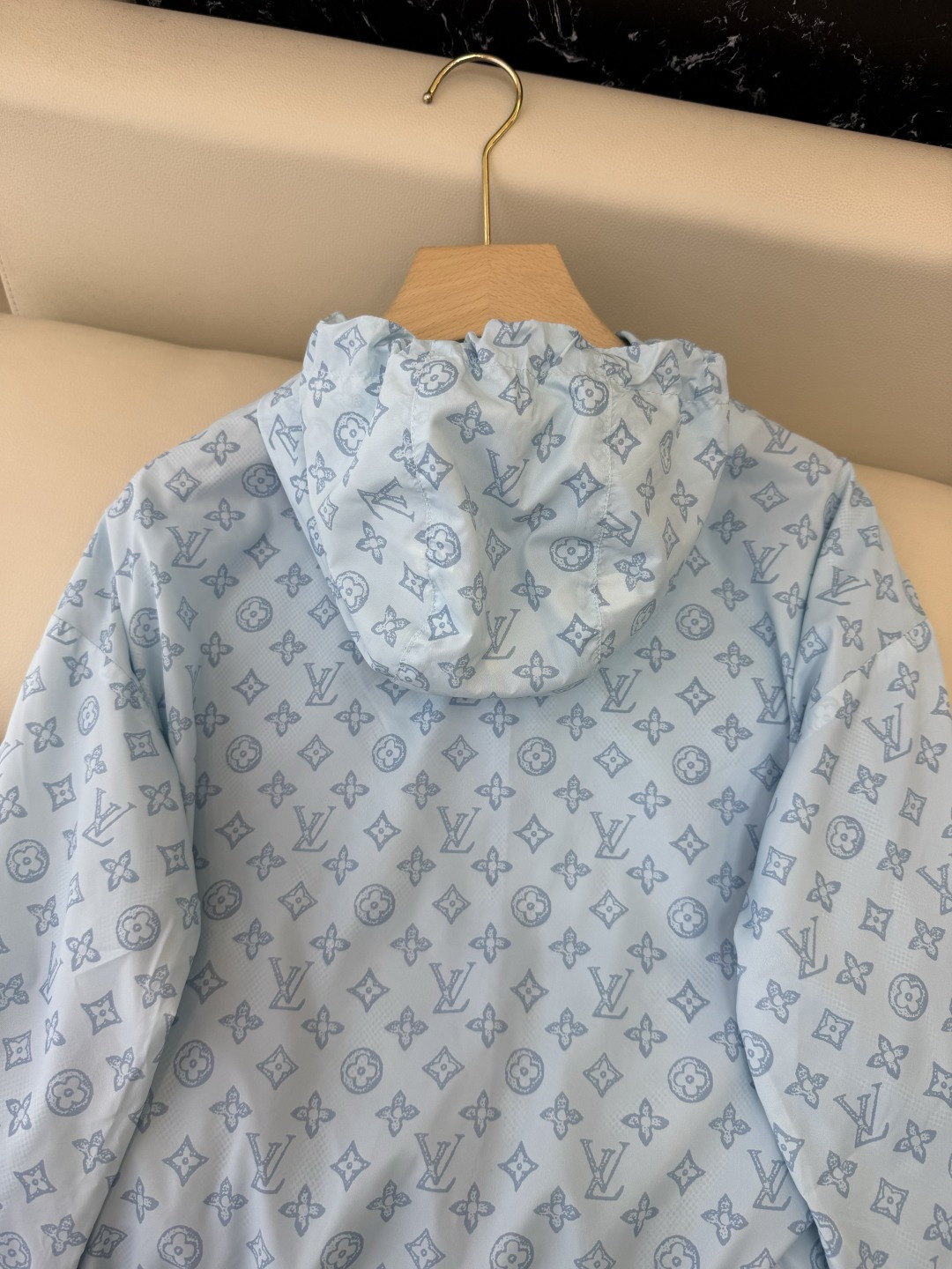 AQ010#新款外套⚠️工厂特批‼️LV 老花logo字母印花 长袖拉链外套 蓝色 白色 SML
