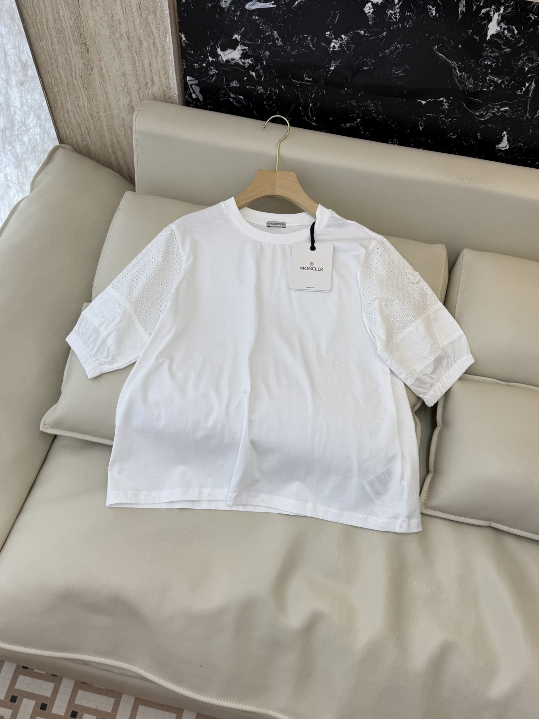NO:828300,QG0228# New T-shirt Moncler short-sleeved puff sleeve short-sleeved T-shirt navy white SML, Prada-clothing, prada, T-shirt, tees, t-shirt,19860909QG0228#新款T恤 Moncler 短袖泡泡袖 短袖T恤 藏青色 白色 SML,普拉达-服装,prada,T-shirt,tees，t-shirt,,Women's clothing